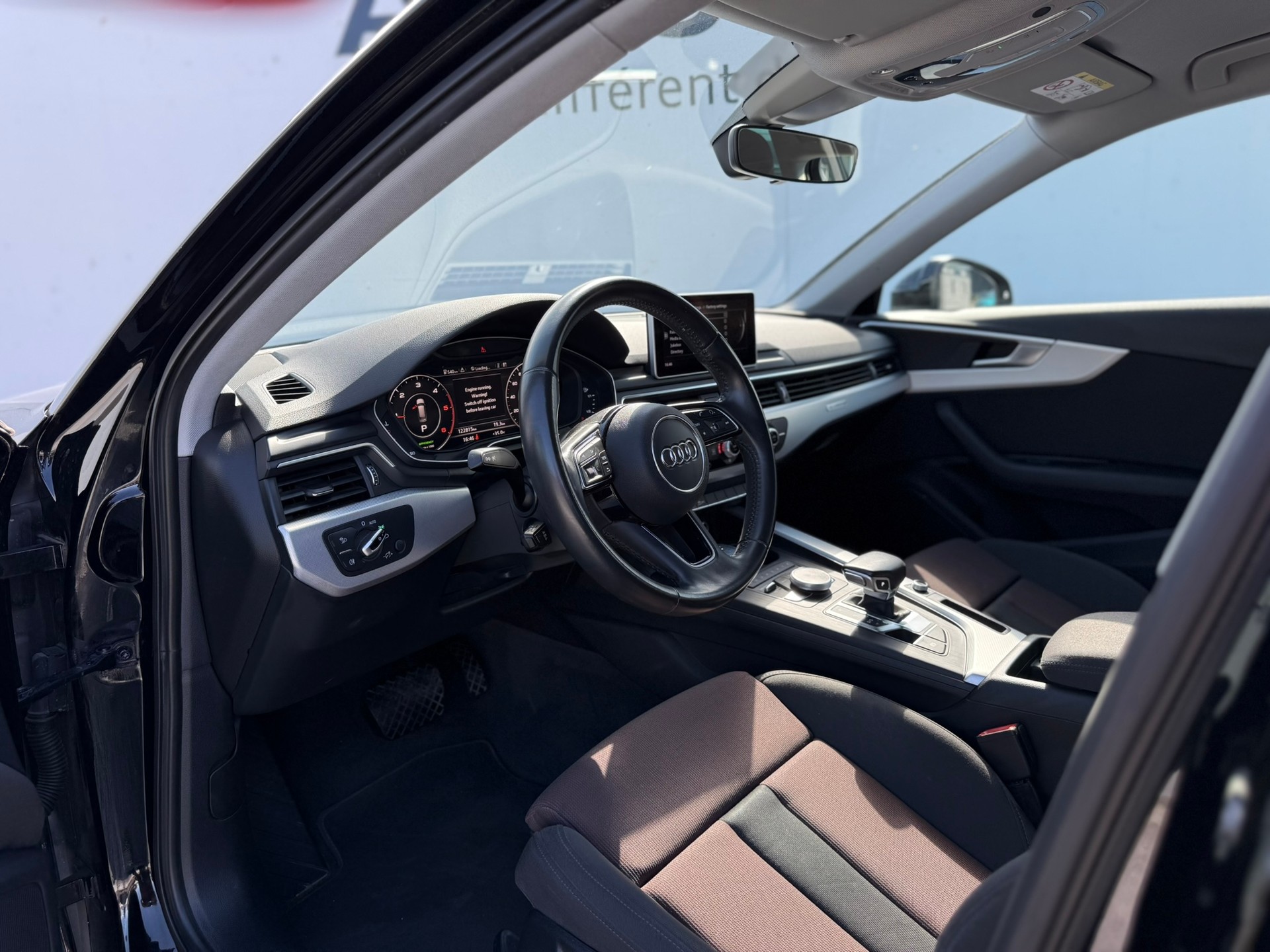 AUDI A4 Avant 2.0 TDI Sport quattro S-tronic-image-6