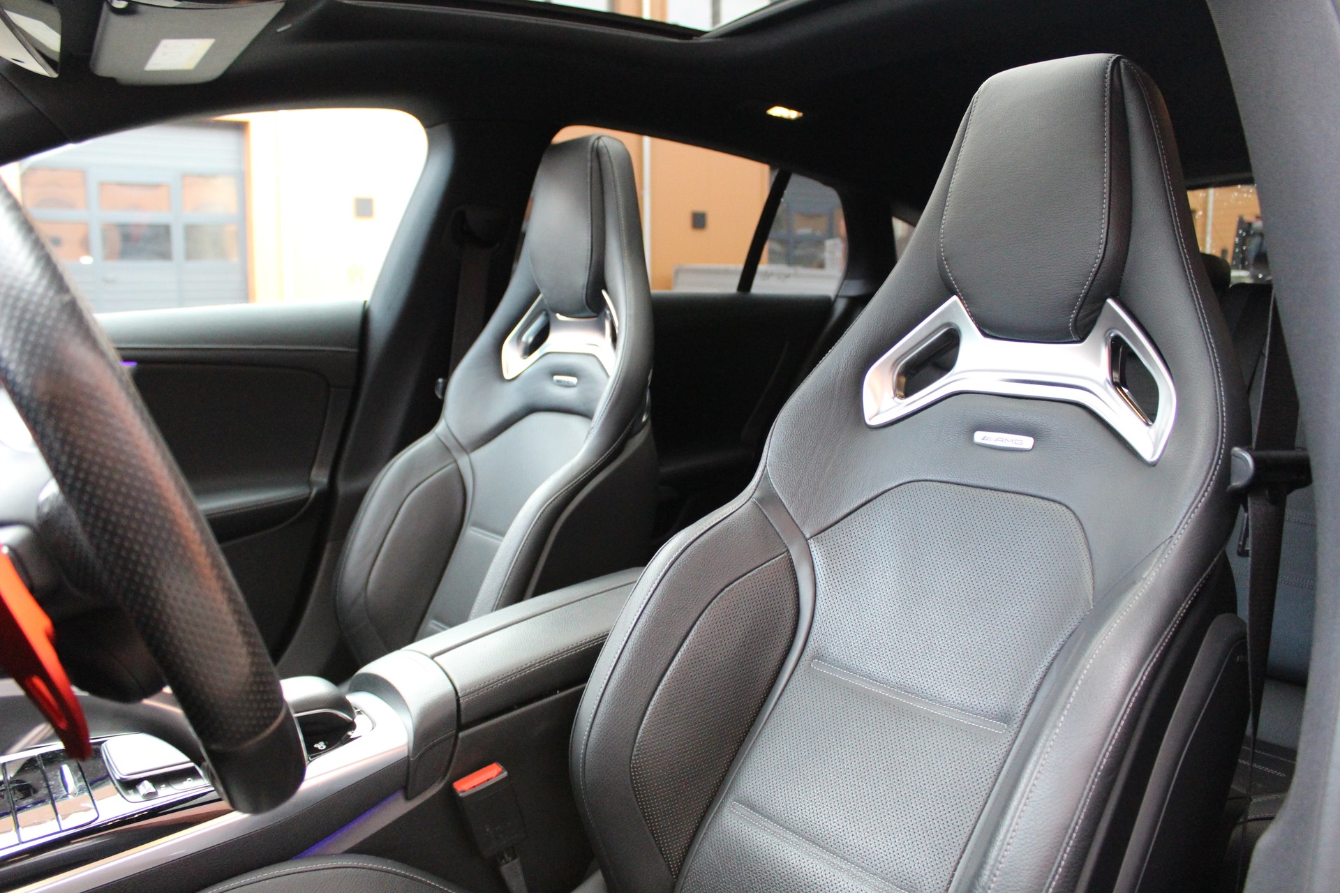 MERCEDES-BENZ CLA Shooting Brake 45 S AMG 4Matic+ 8G-DCT-image-19