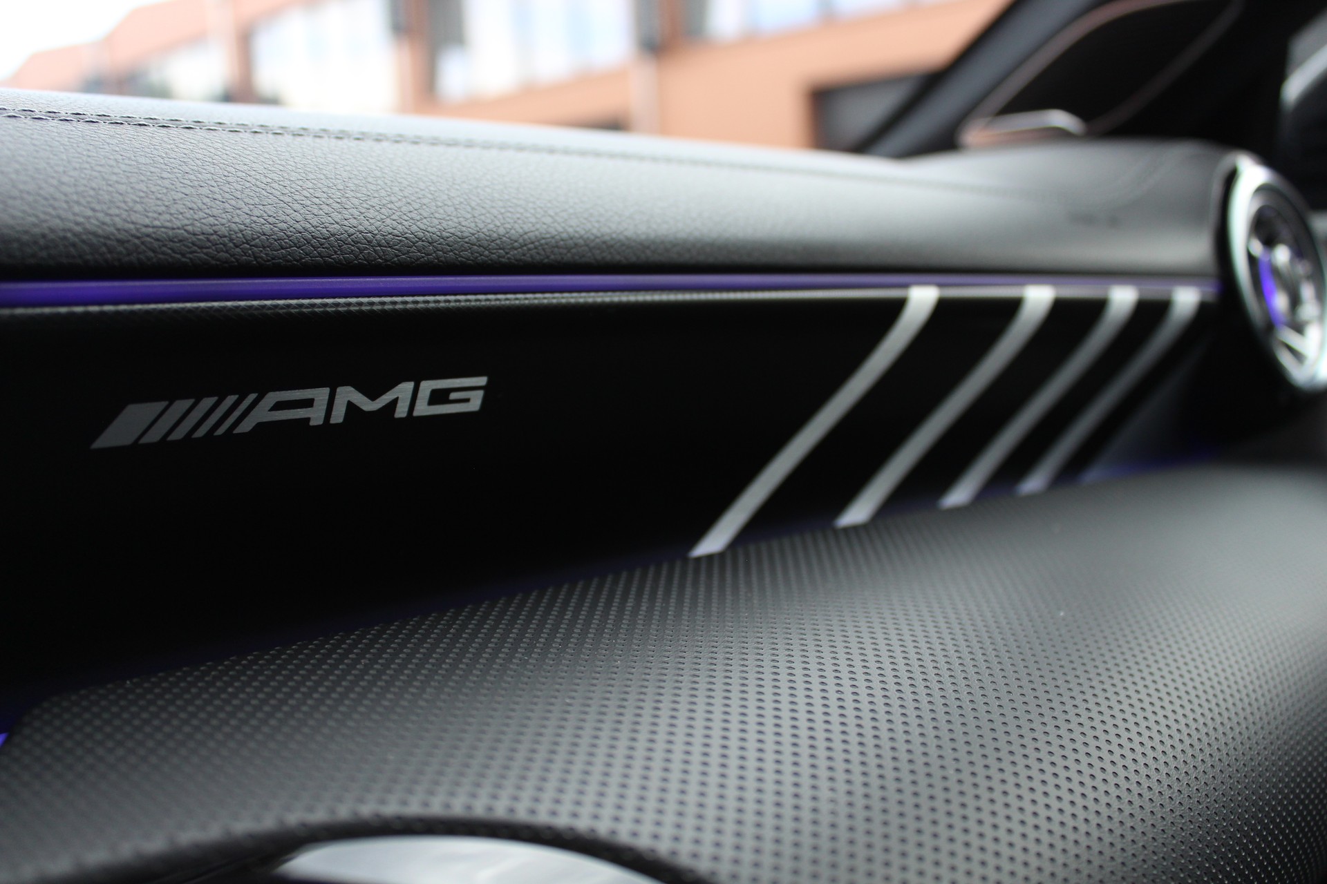 MERCEDES-BENZ CLA Shooting Brake 45 S AMG 4Matic+ 8G-DCT-image-18