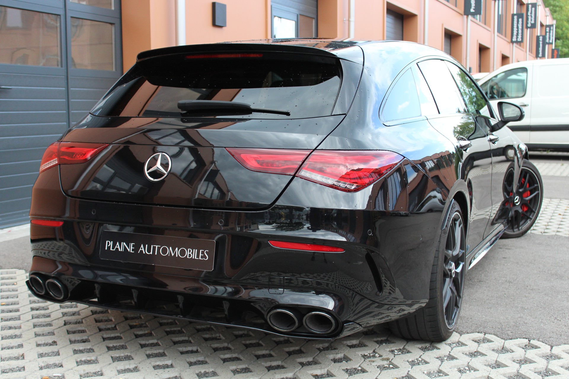 MERCEDES-BENZ CLA Shooting Brake 45 S AMG 4Matic+ 8G-DCT-image-4