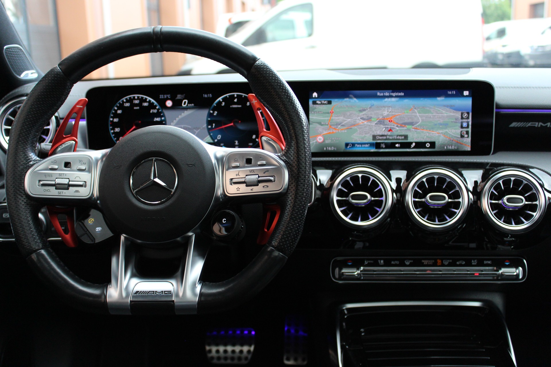 MERCEDES-BENZ CLA Shooting Brake 45 S AMG 4Matic+ 8G-DCT-image-8