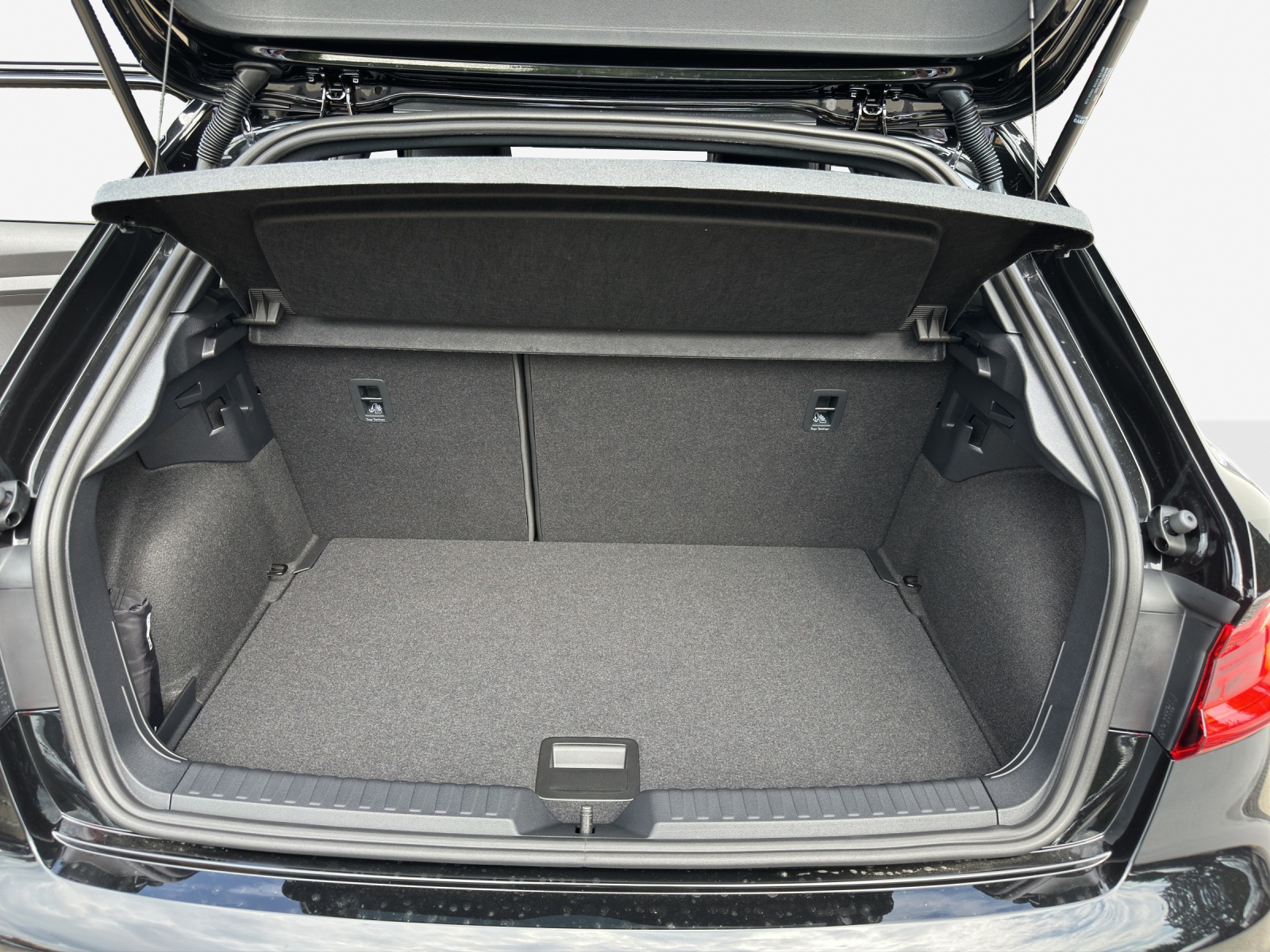 AUDI A1 Sportback 35 TFSI S Line S-tronic-image-12
