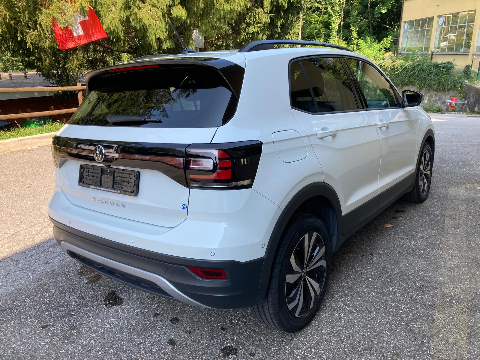 VW T-Cross 1.0 TSI Life Limited DSG-image-6