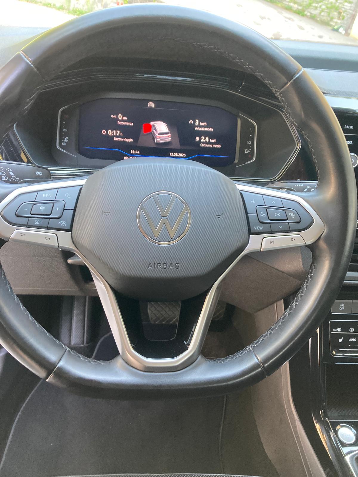VW T-Cross 1.0 TSI Life Limited DSG-image-10