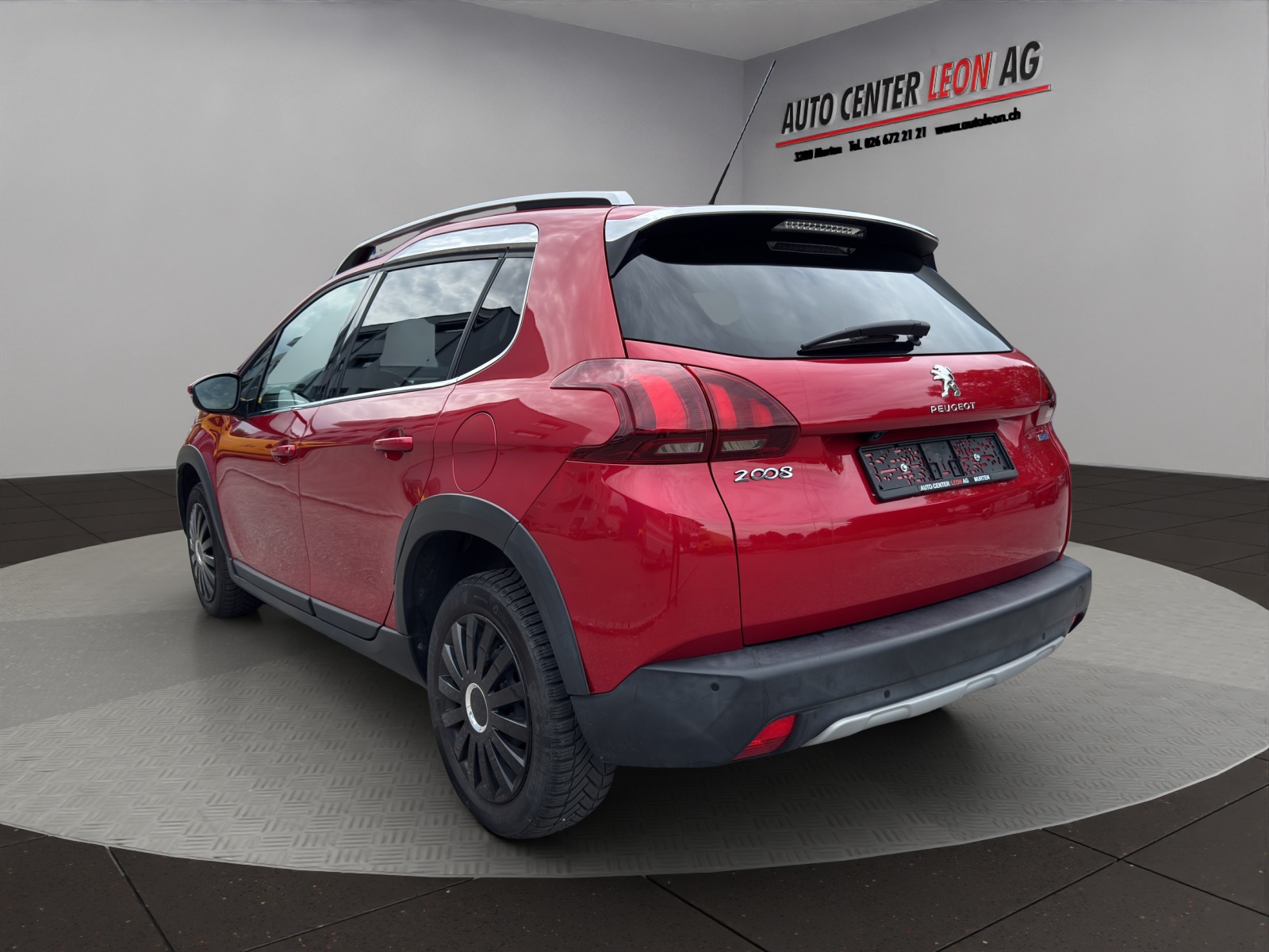 PEUGEOT 2008 1.6 BlueHDi Allure-image-3