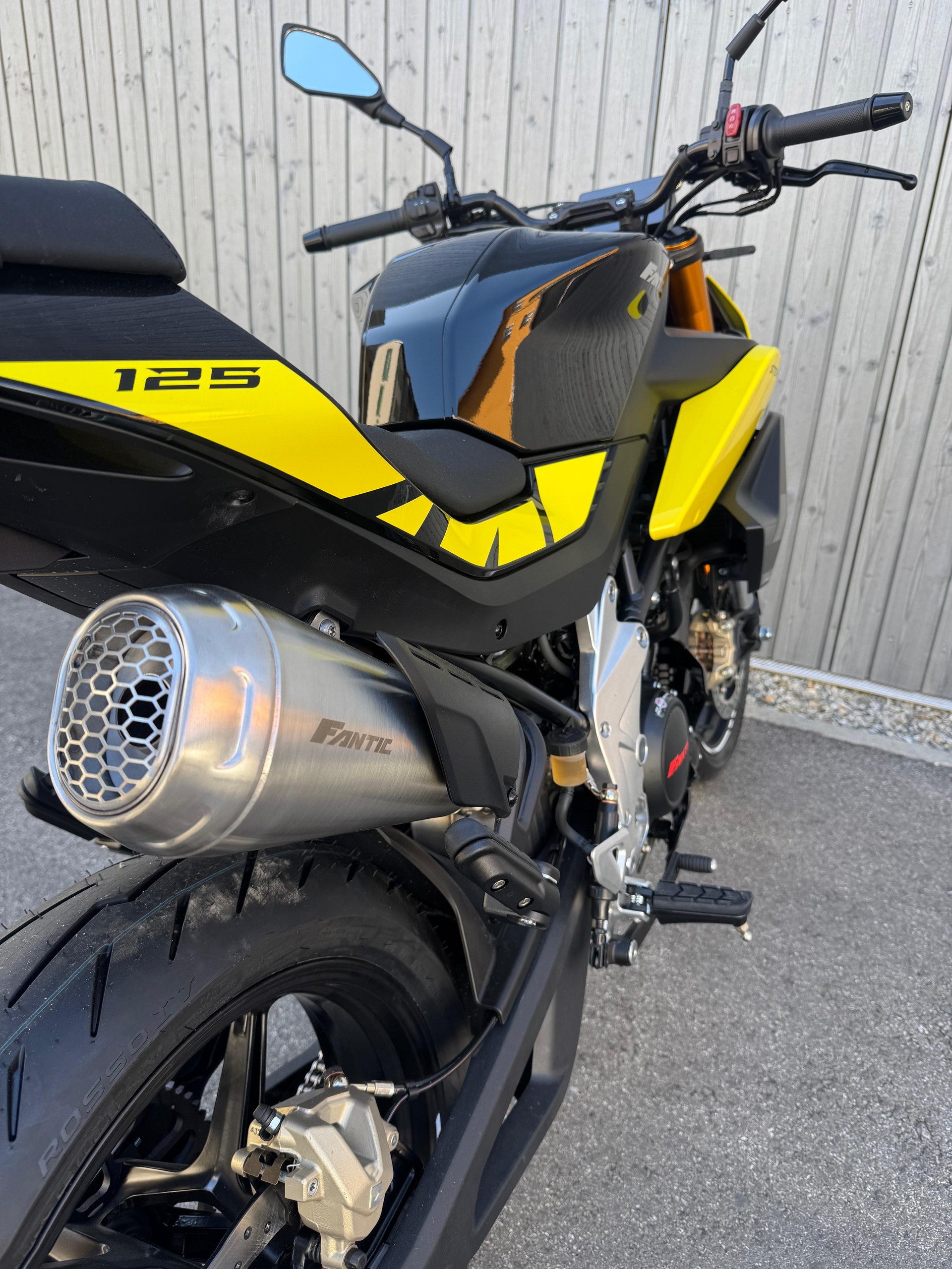 FANTIC STEALTH 125-image-7