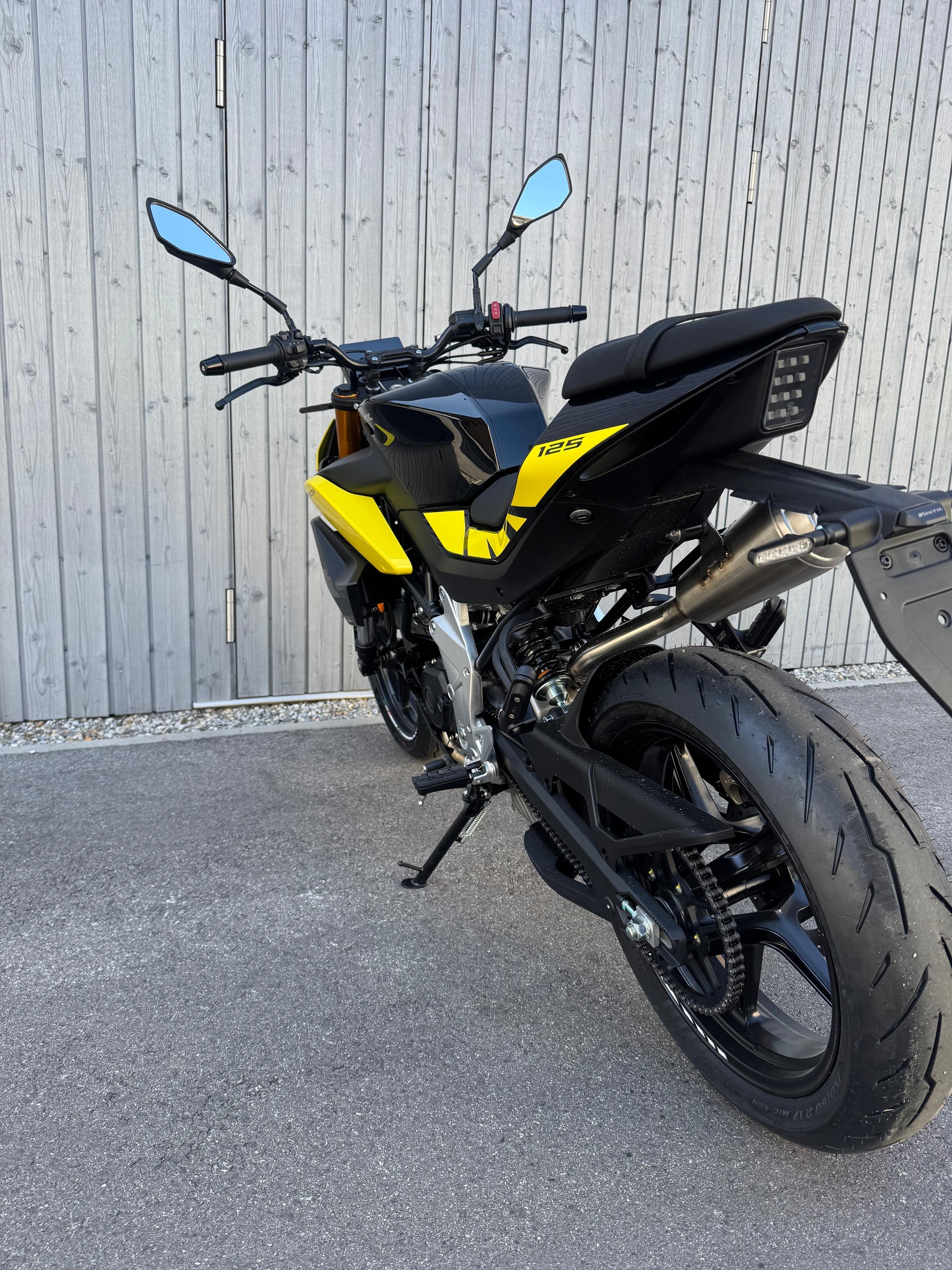 FANTIC STEALTH 125-image-5