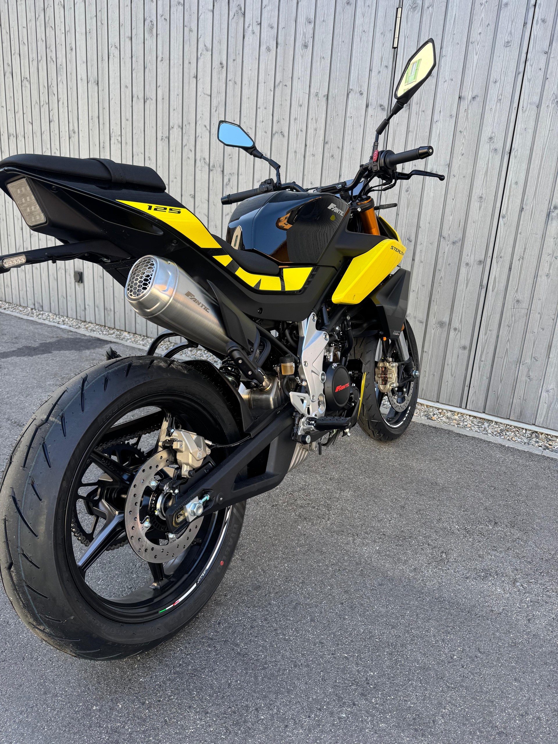 FANTIC STEALTH 125-image-6