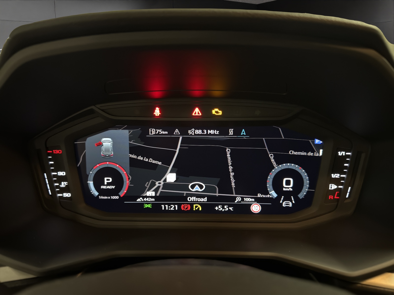 AUDI A1 Sportback 30 TFSI Attraction S-tronic-image-9