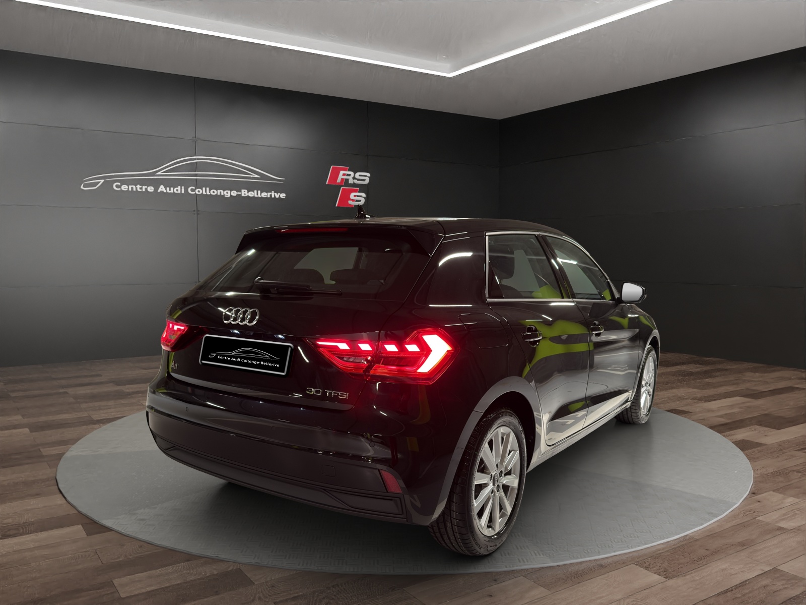 AUDI A1 Sportback 30 TFSI Attraction S-tronic-image-5