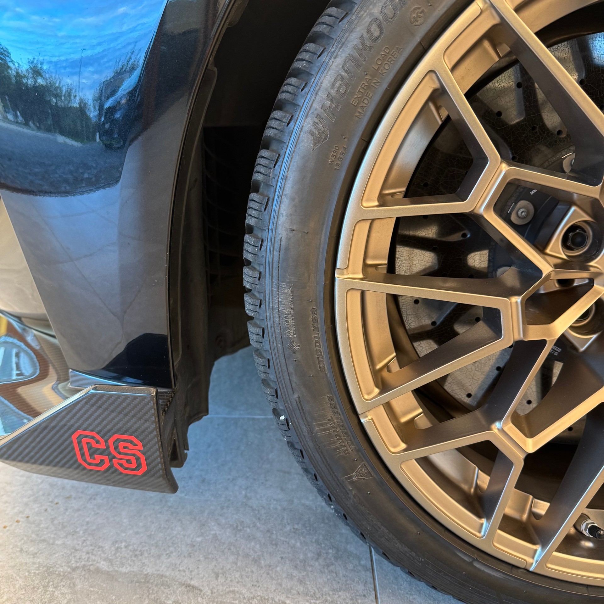 BMW M3 CS-image-3