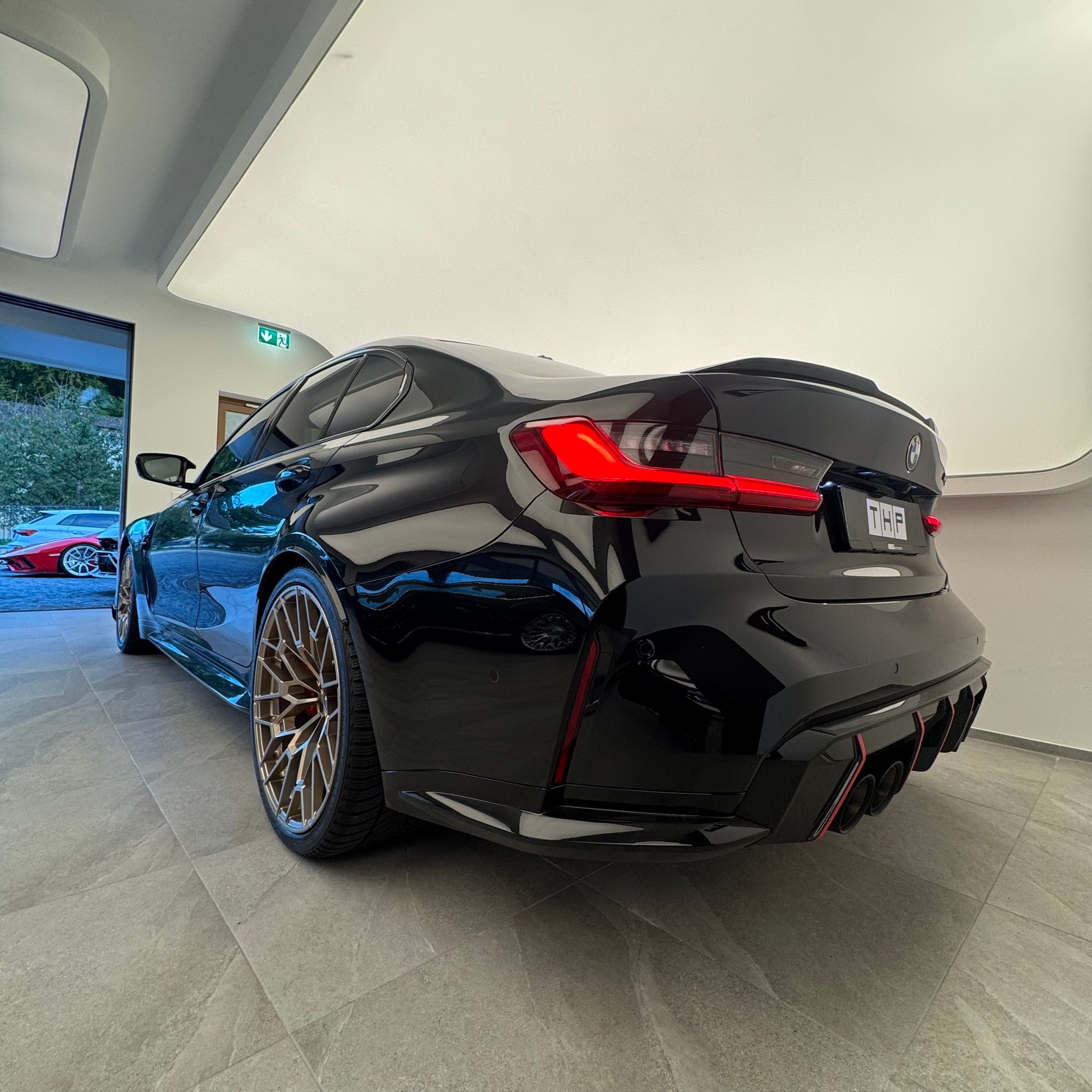 BMW M3 CS-image-6