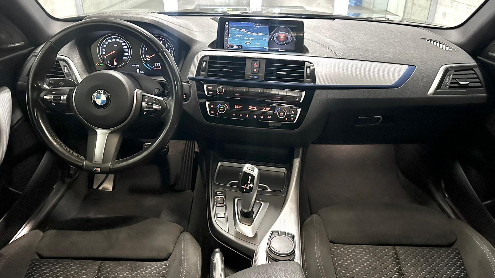 BMW 218i Steptronic M Sport-image-6