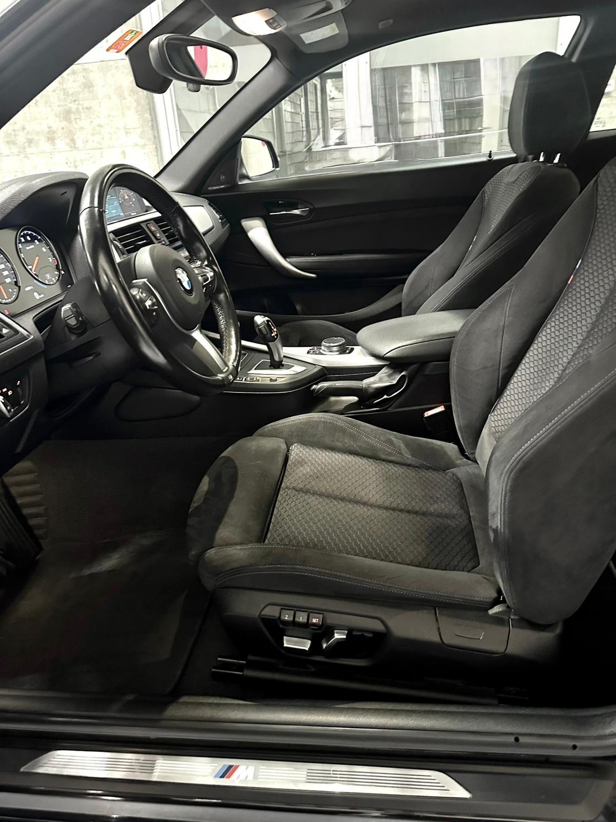 BMW 218i Steptronic M Sport-image-4