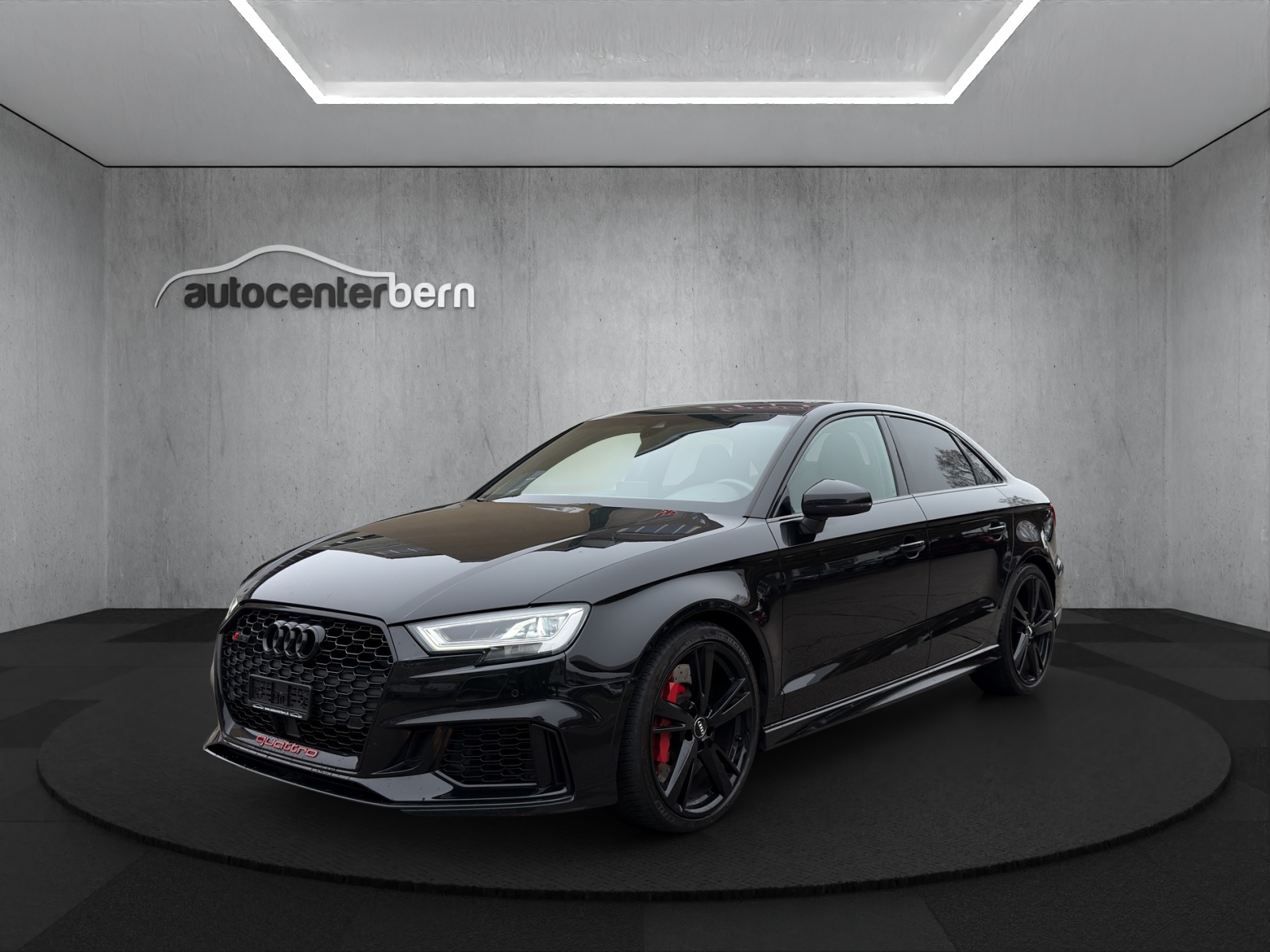 AUDI RS3 Limousine 2.5 TSI quattro S-tronic-image-2