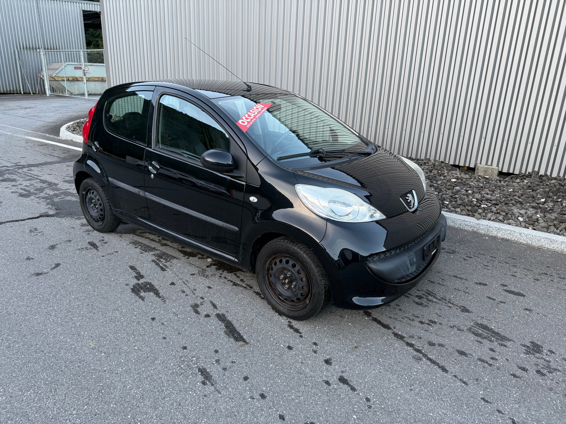 PEUGEOT 107 1.0 Trendy-image-7