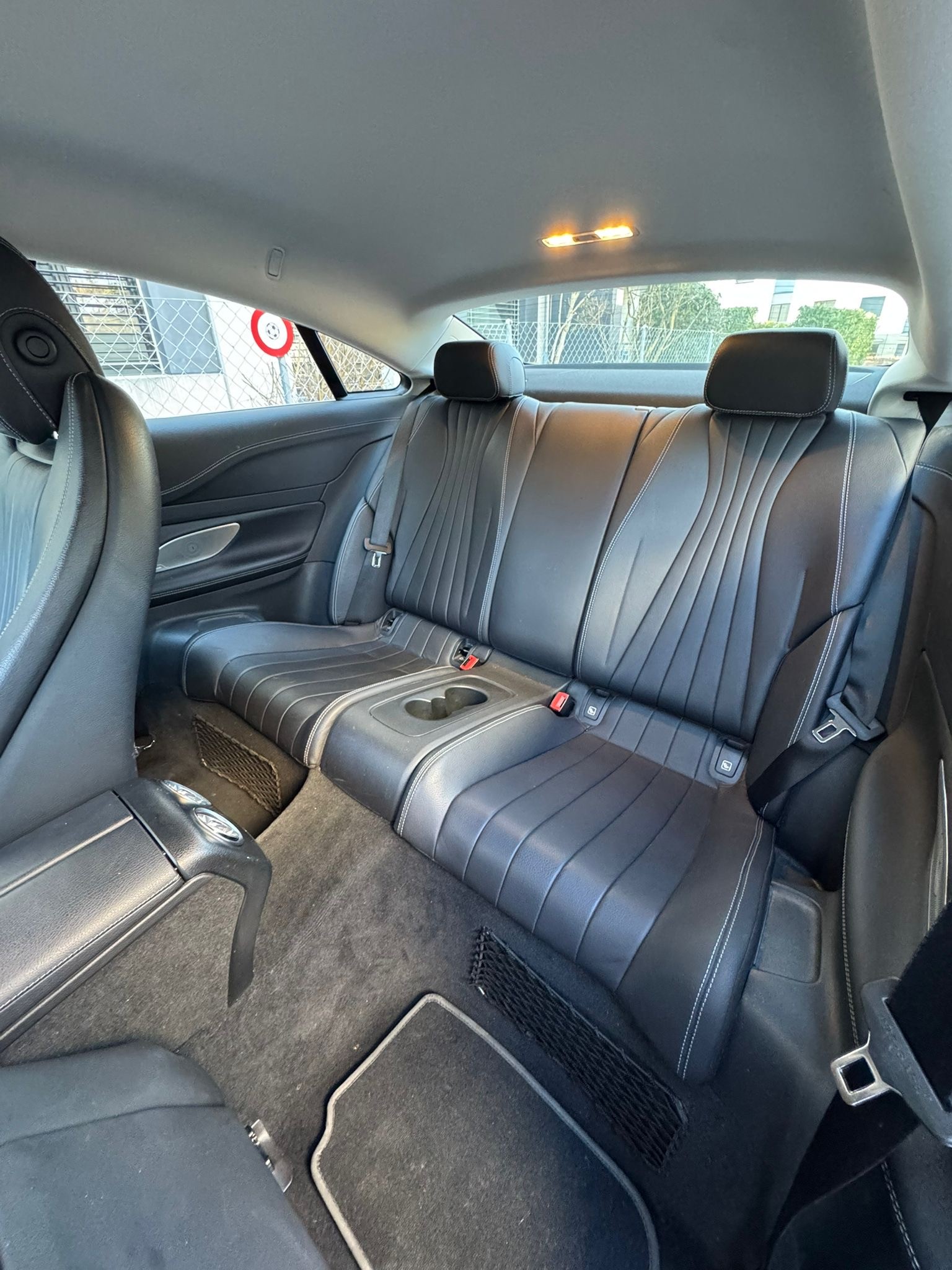 MERCEDES-BENZ E 200 Coupé Avantgarde 4 Matic 9G-Tronic CH🇨🇭-image-15
