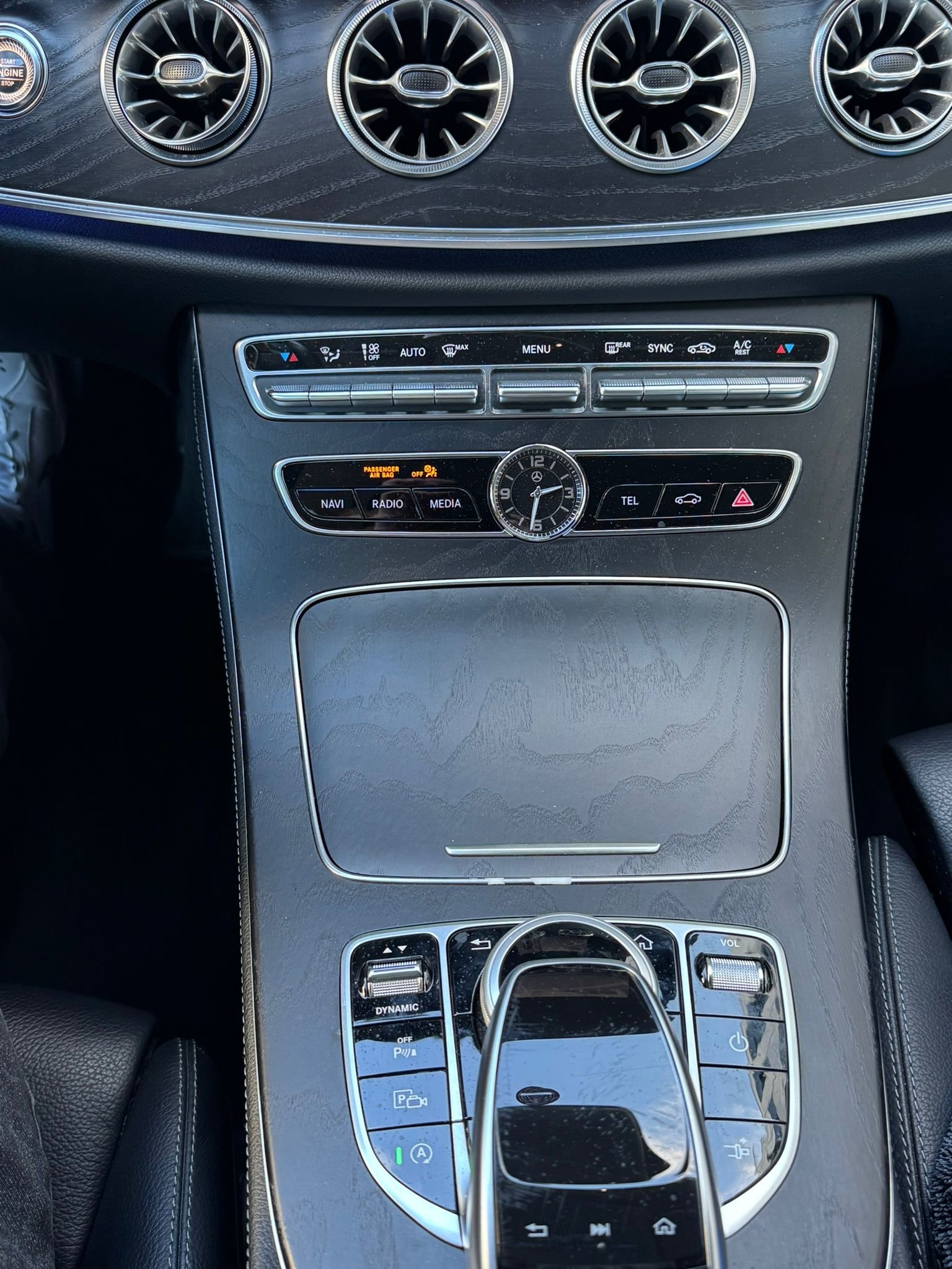 MERCEDES-BENZ E 200 Coupé Avantgarde 4 Matic 9G-Tronic CH🇨🇭-image-13