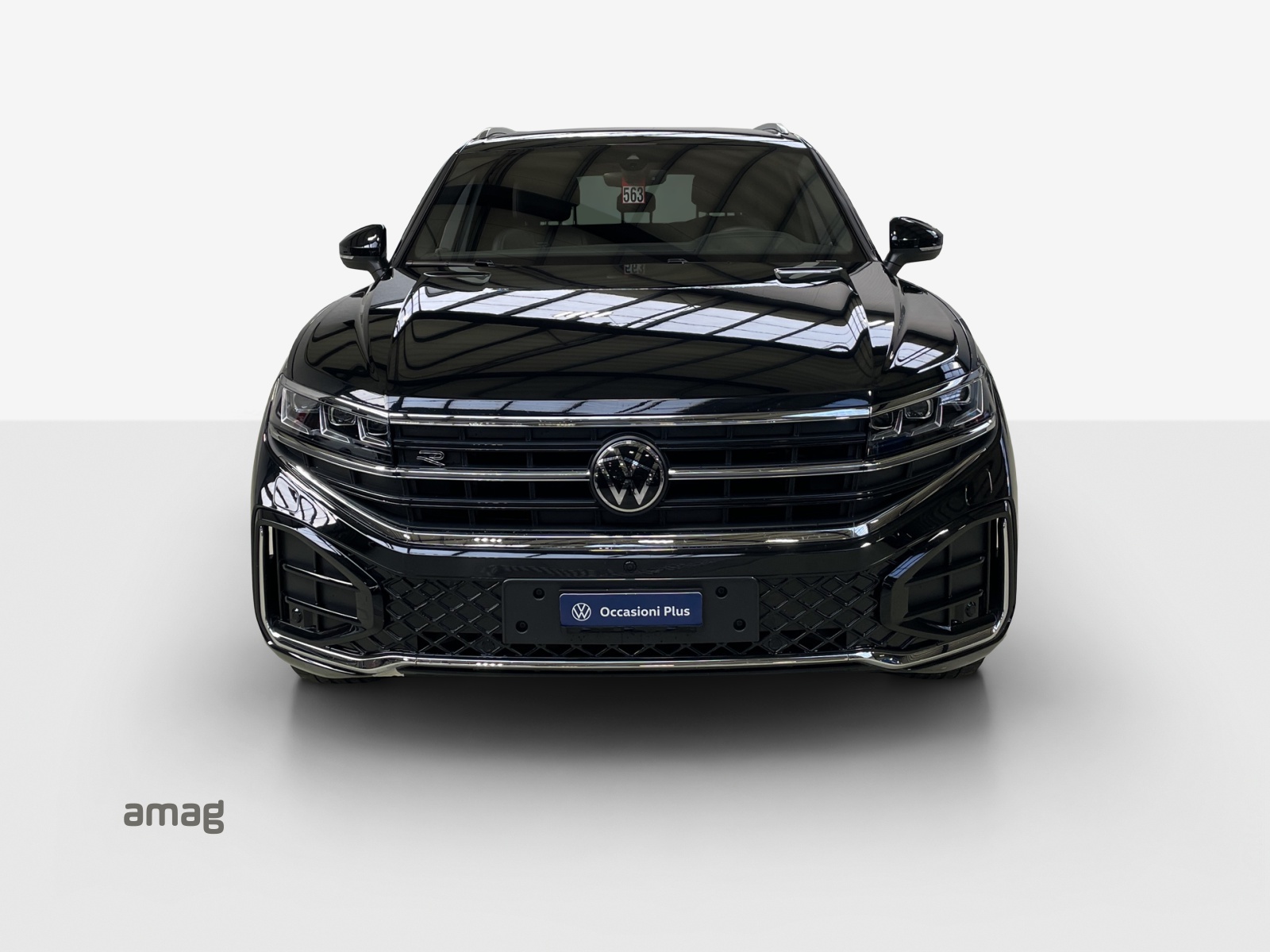 VW Touareg 3.0 TDI R-Line Tiptronic-image-6