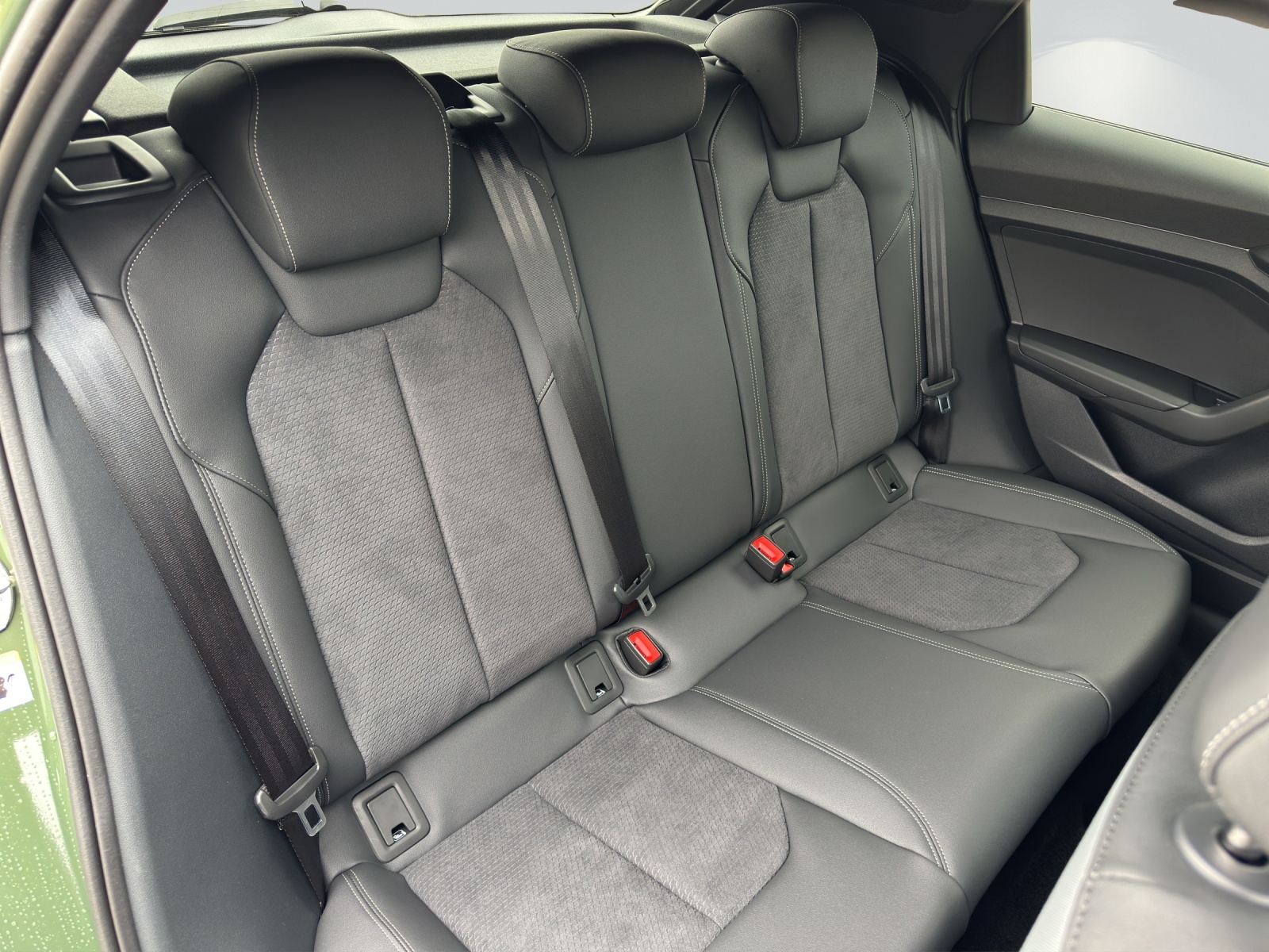 AUDI A1 Sportback 40 TFSI S Line S-tronic-image-8