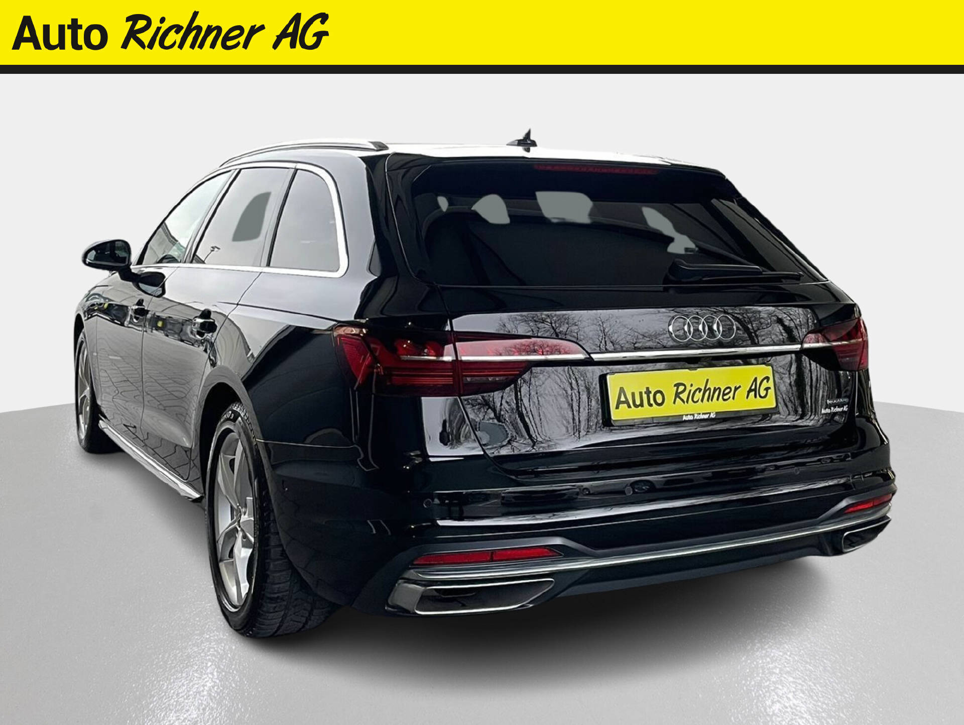 AUDI A4 Avant 2.0 40 TFSI Advanced quattro S-Tronic-image-4