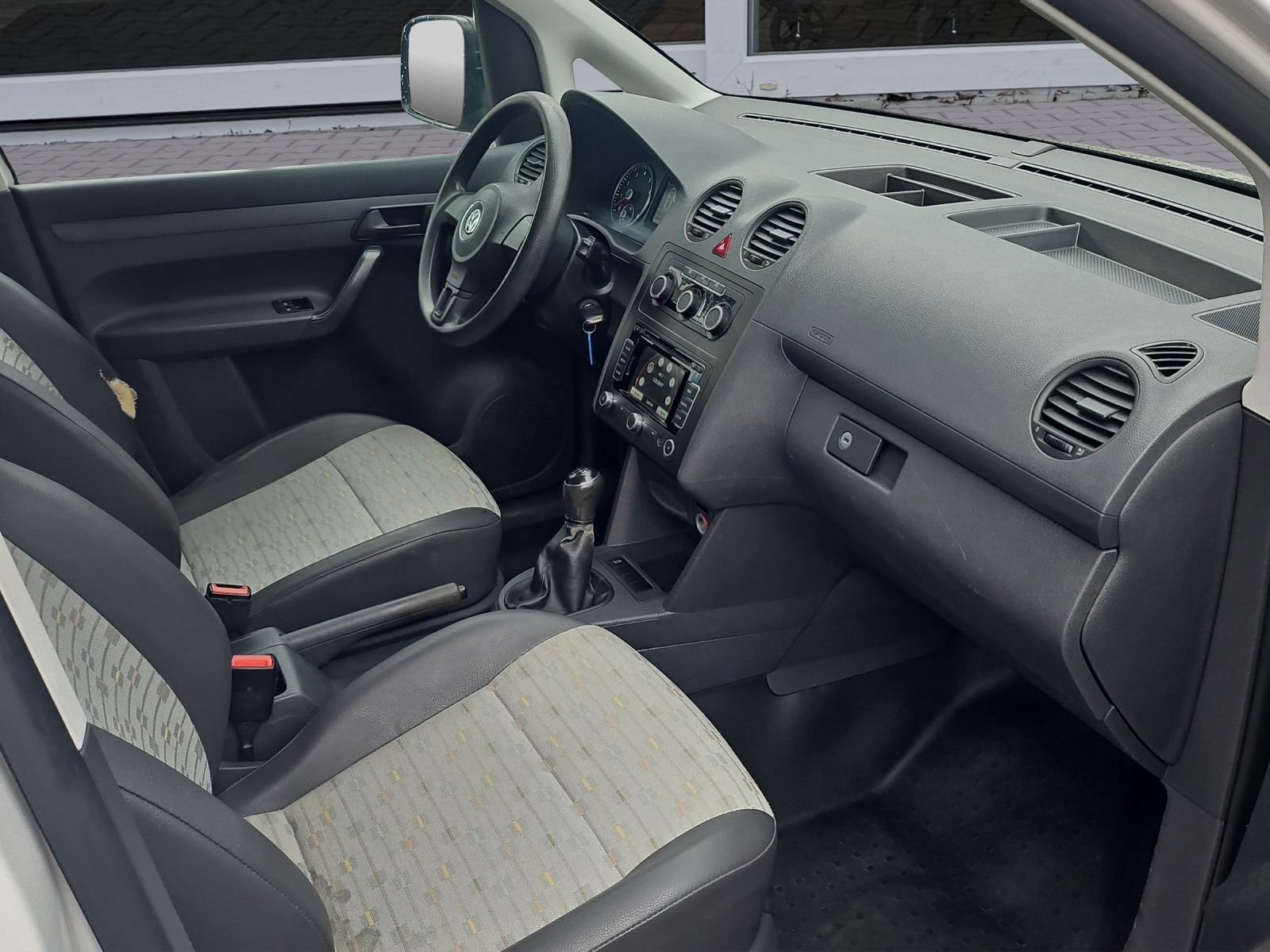 VW Caddy Maxi 2.0 EcoFuel-image-9