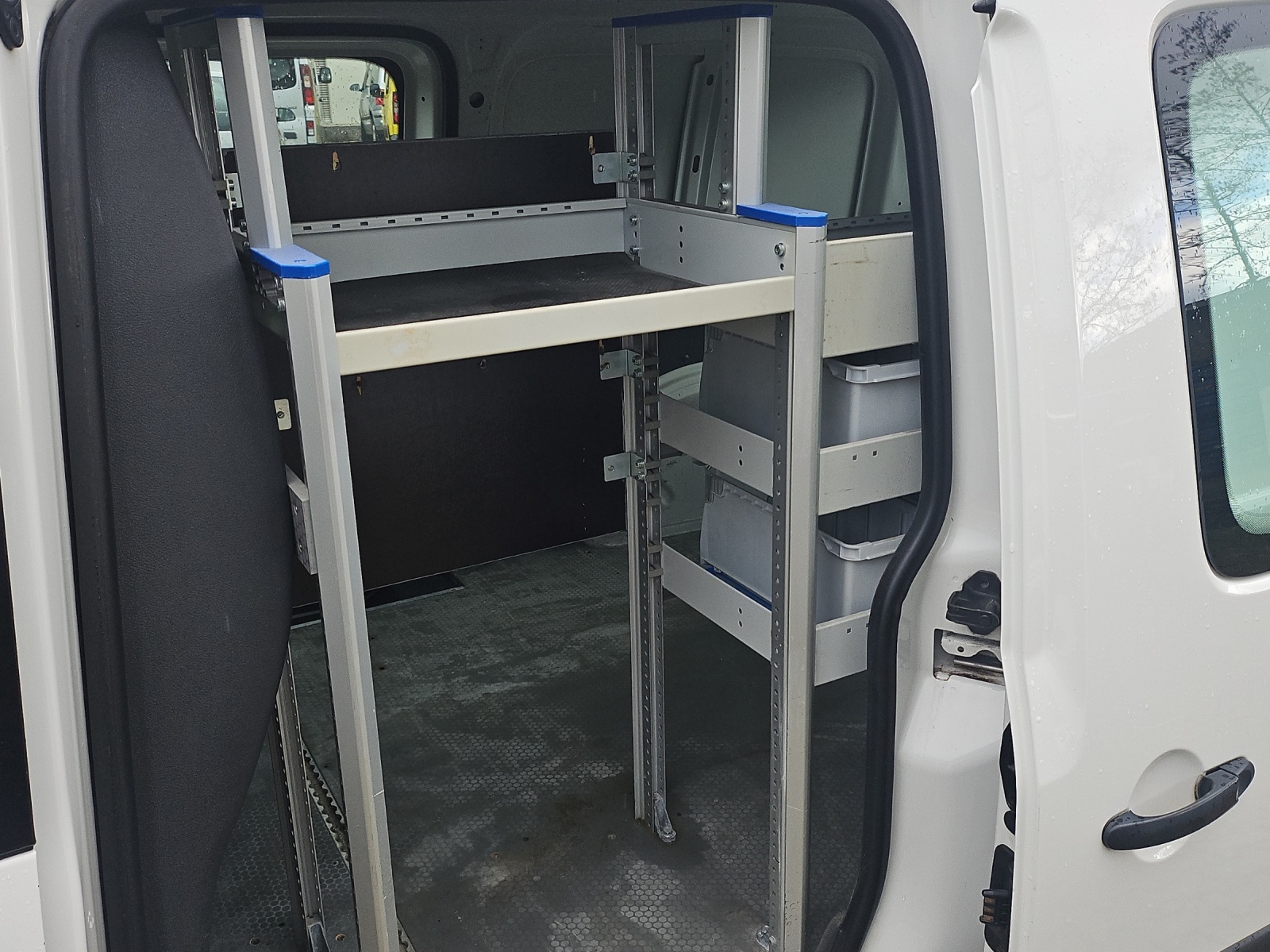 VW Caddy Maxi 2.0 EcoFuel-image-11