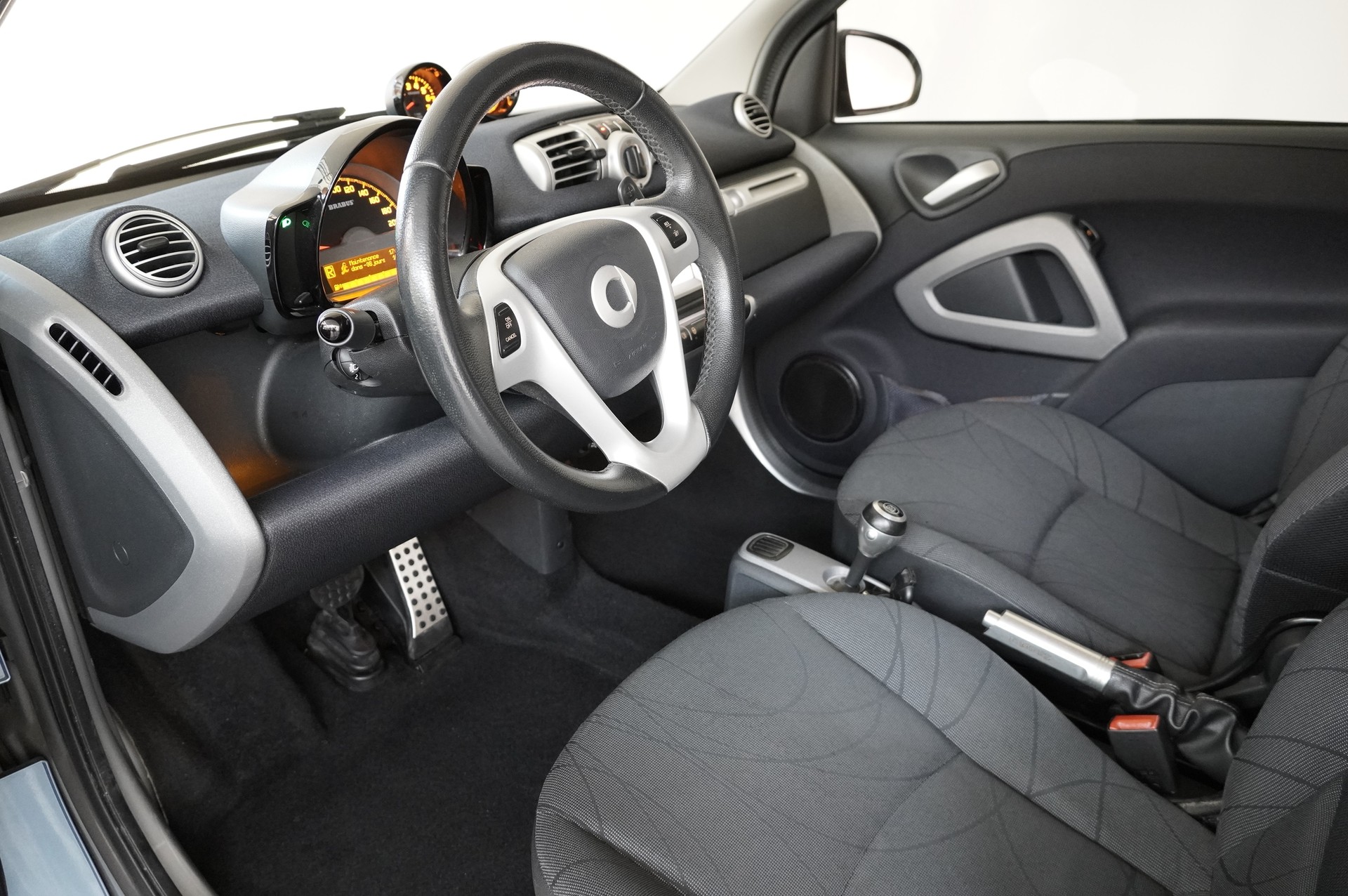 SMART fortwo Brabus softouch-image-9