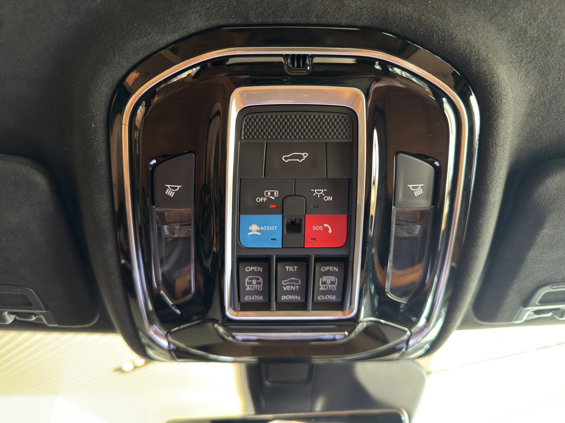 JEEP Hemi Summit Reserve-image-12