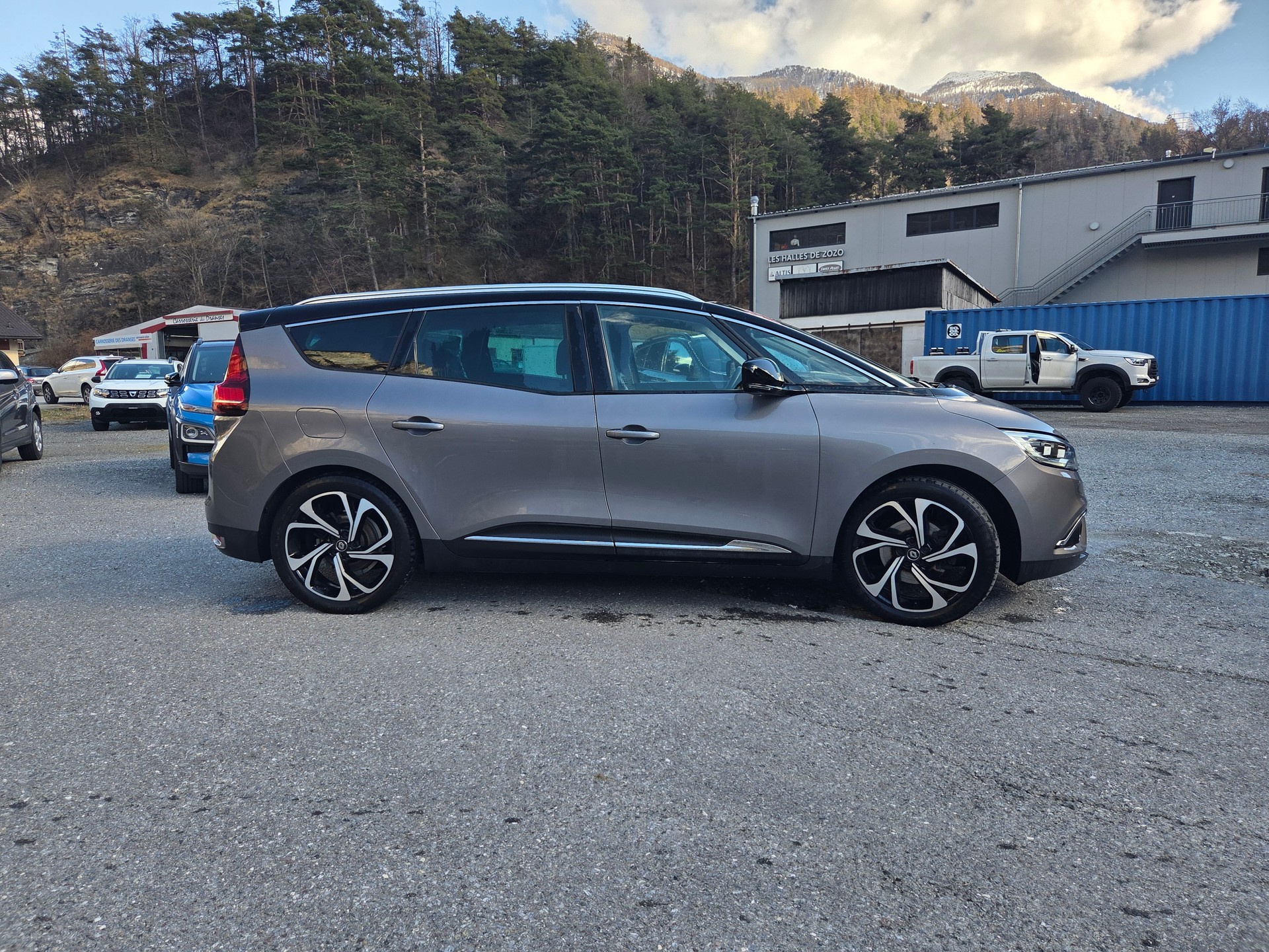 RENAULT Grand Scénic 1.3 16V Turbo Intens EDC-image-1