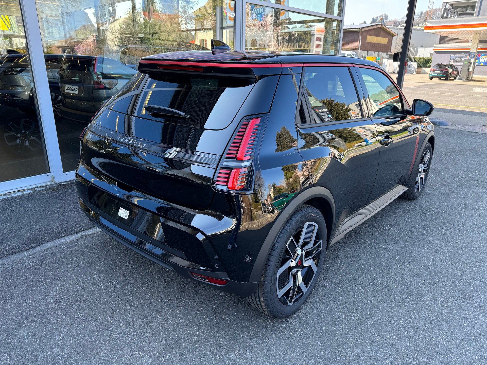 RENAULT R5 E-Tech Comfort Range 52 kWh Techno-image-5