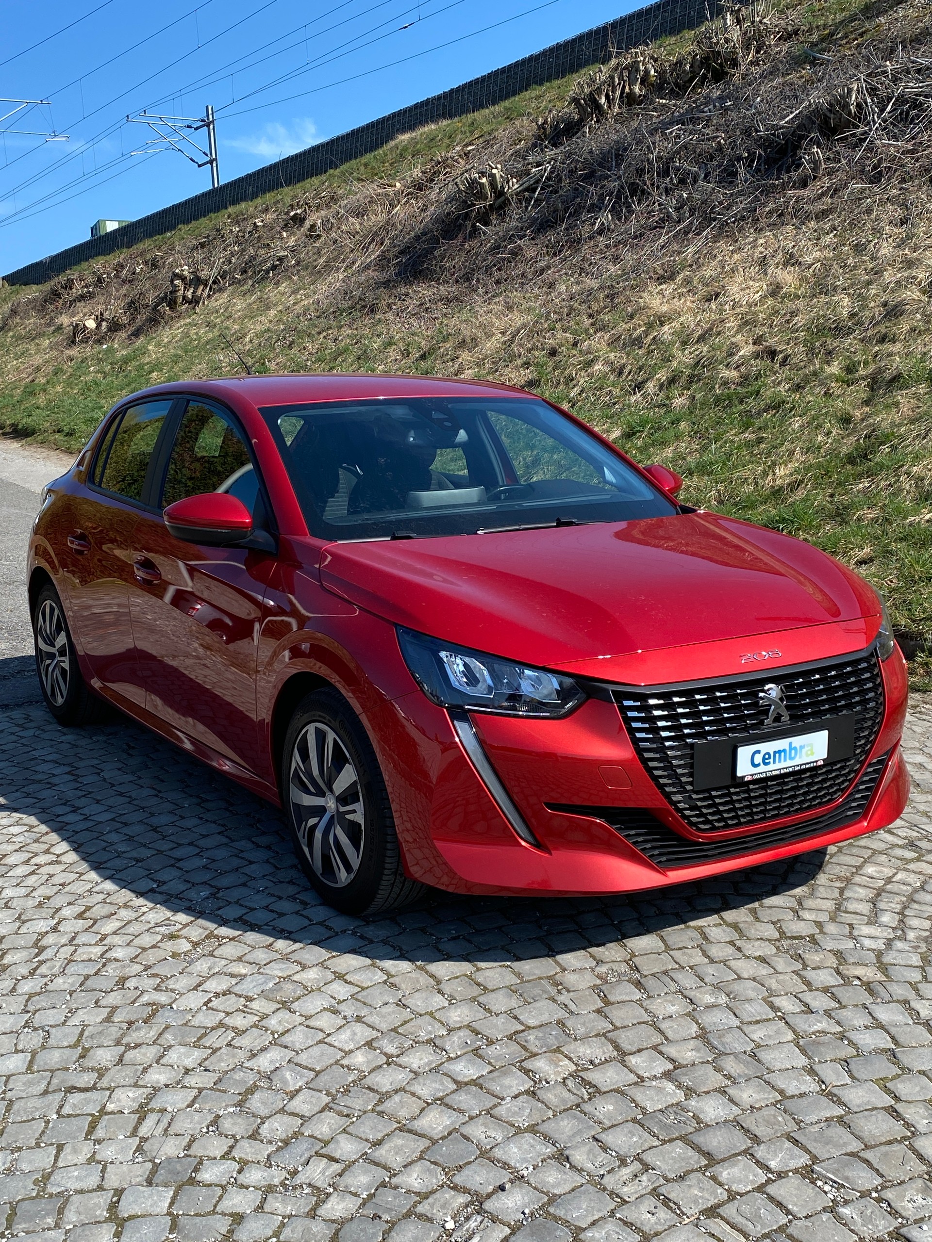 PEUGEOT 208 1.2 PureTech Active-image-4