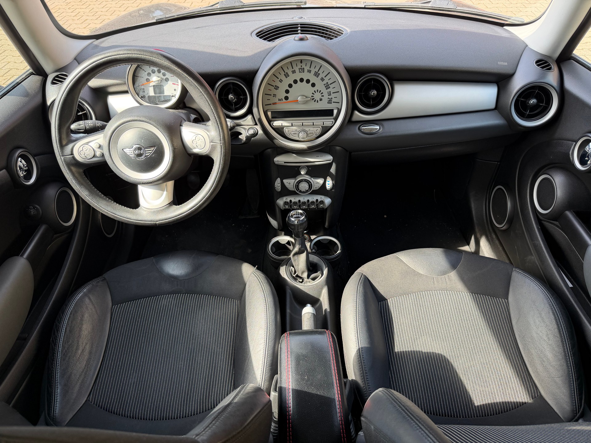 MINI Cooper-image-7