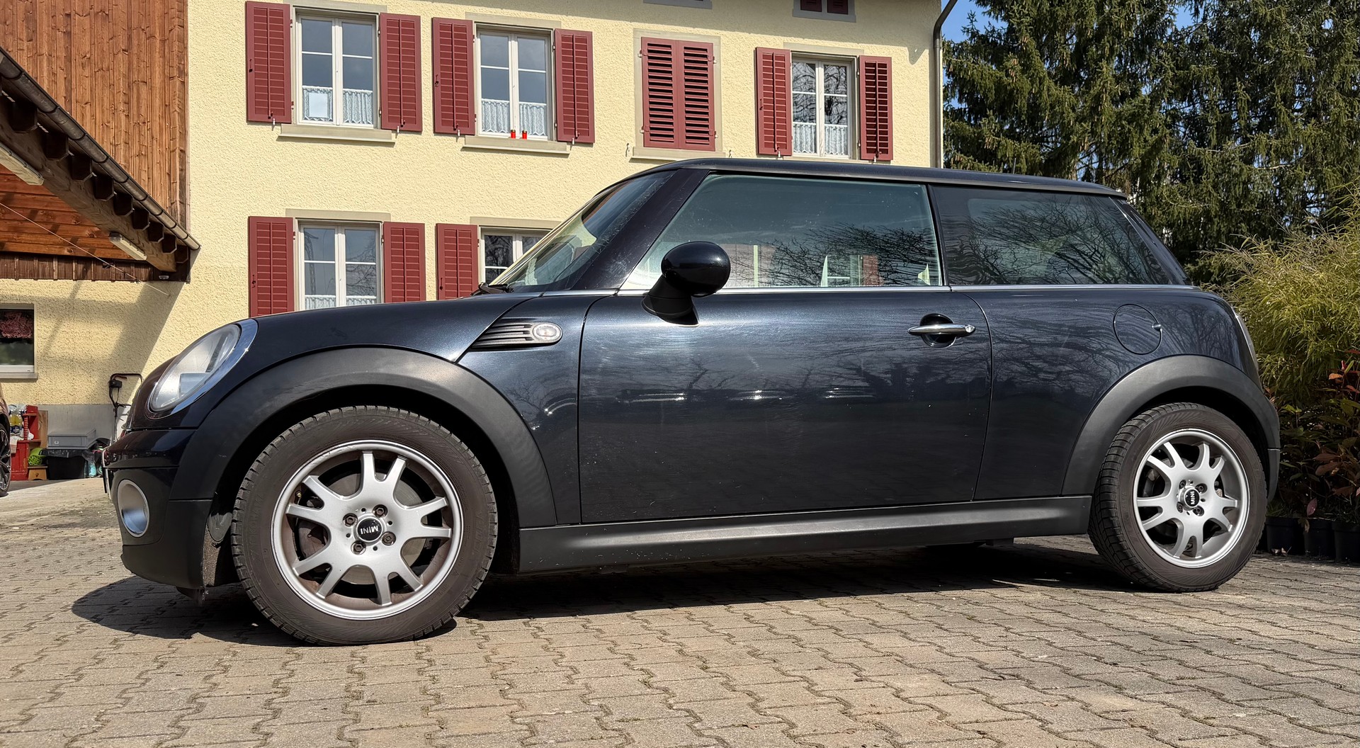 MINI Cooper-image-2