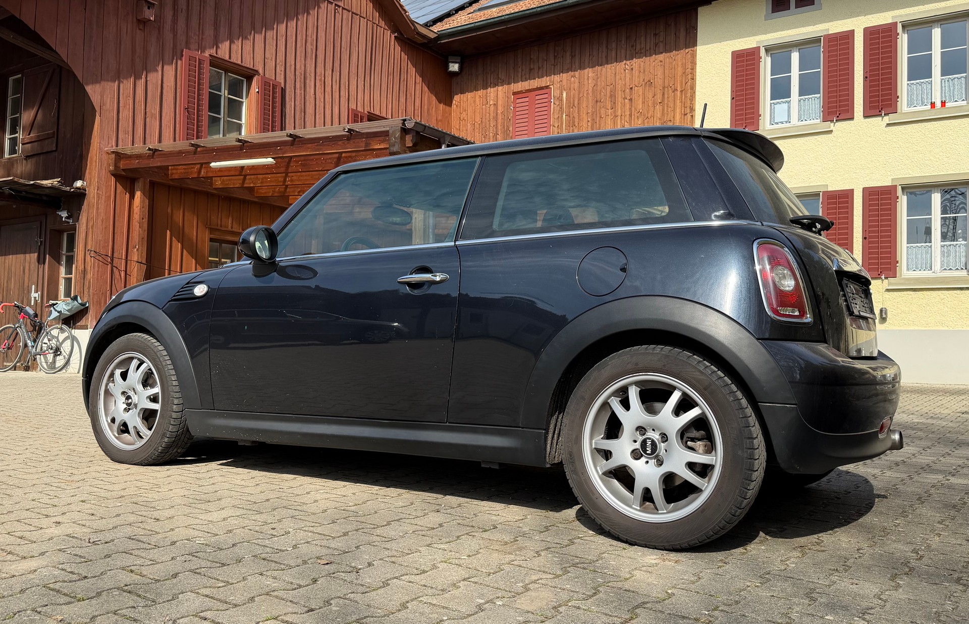 MINI Cooper-image-3