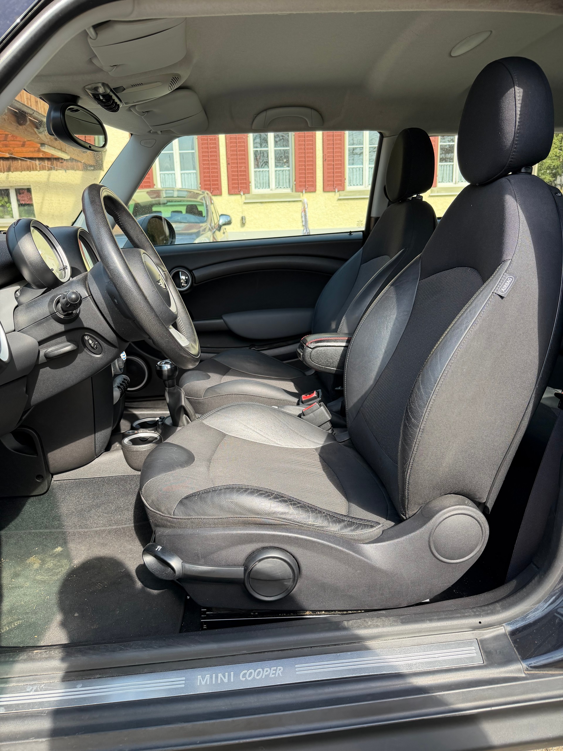 MINI Cooper-image-5
