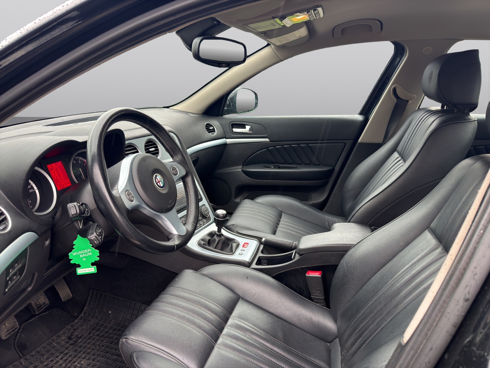 ALFA ROMEO 159 3.2 JTS Q4 Distinctive-image-10