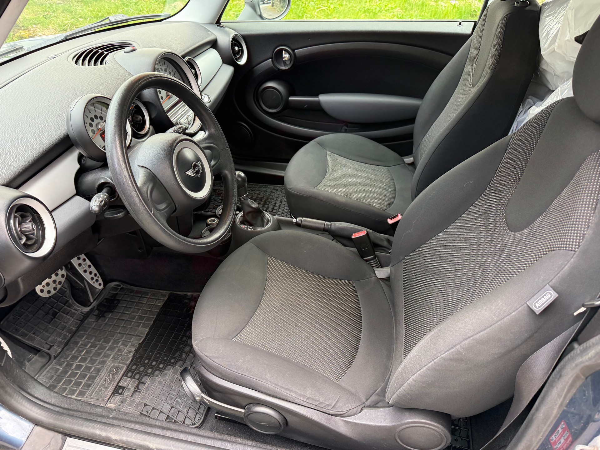 MINI One Steptronic-image-9