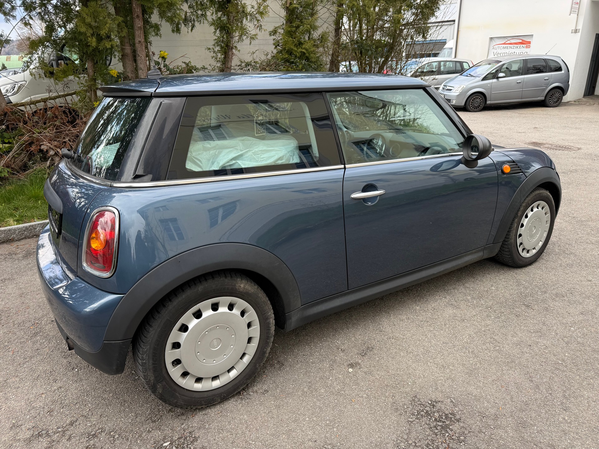 MINI One Steptronic-image-5