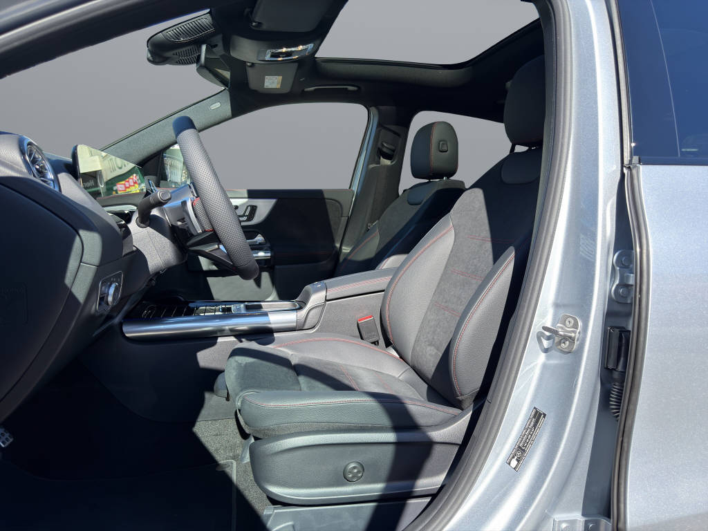 MERCEDES-BENZ GLA 220 d AMG Line 4matic-image-7