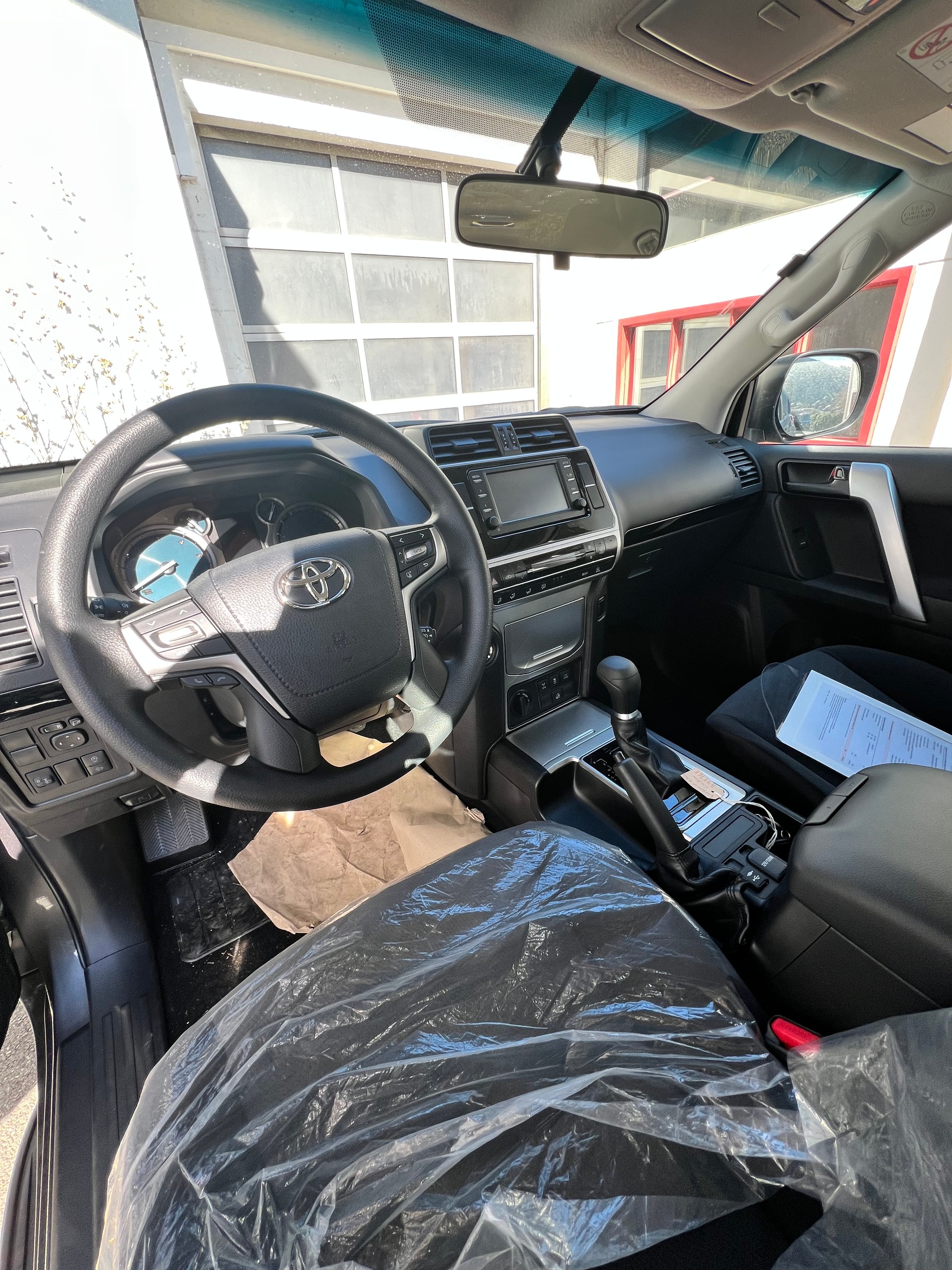 TOYOTA Land Cruiser 2.8TD Active-image-3