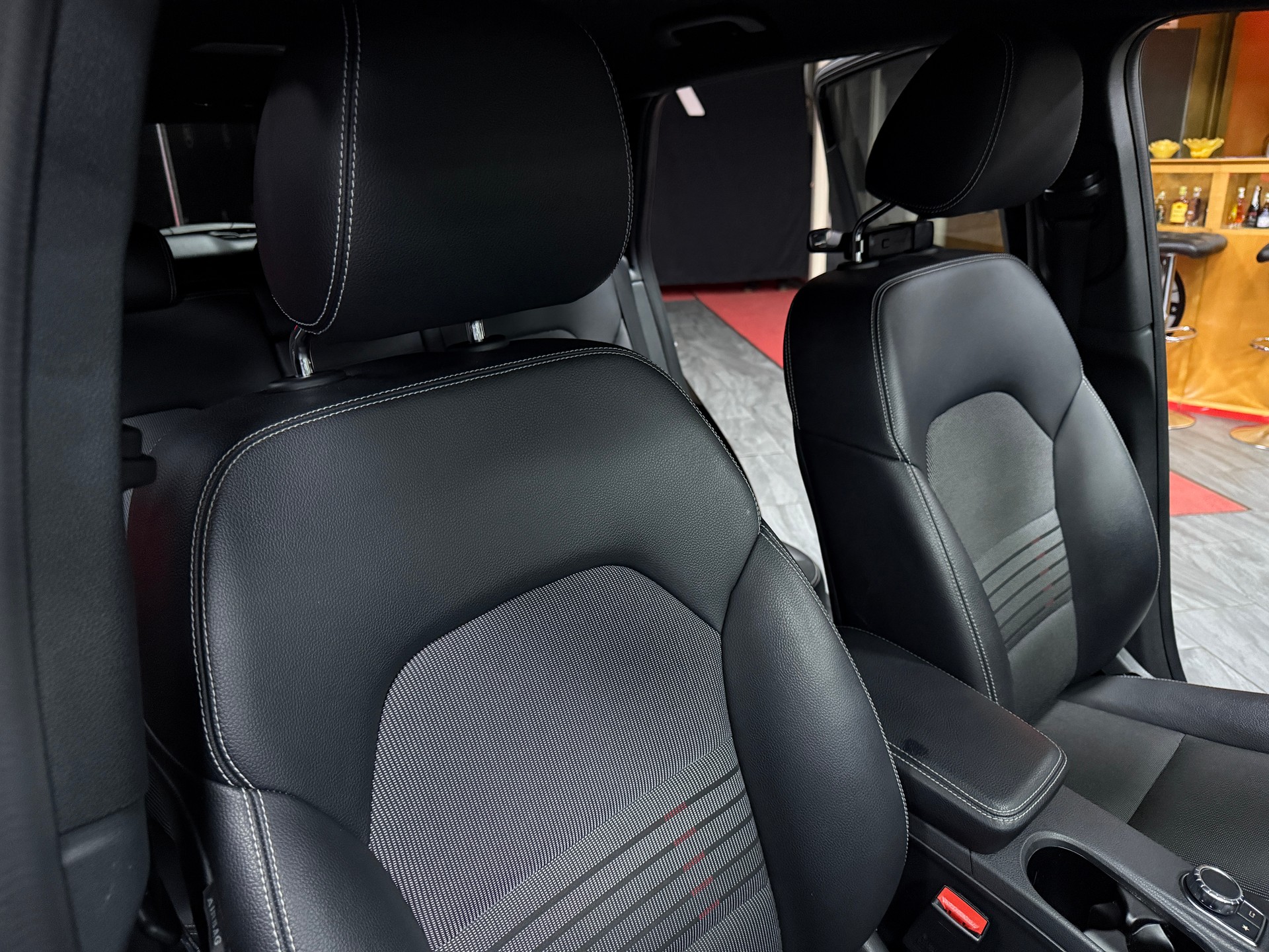 MERCEDES-BENZ B 220 Style 4Matic 7G-DCT / CH Fz / Frisch MFK-image-15