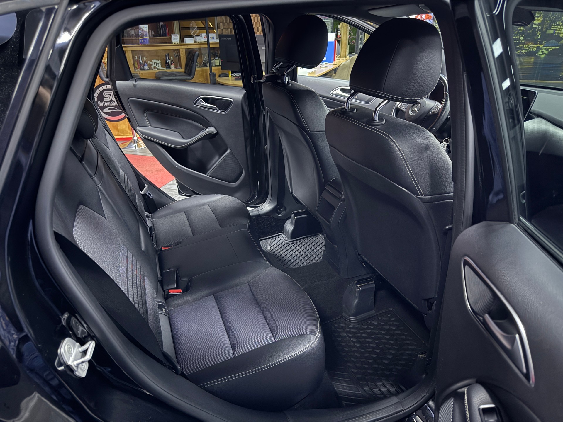 MERCEDES-BENZ B 220 Style 4Matic 7G-DCT / CH Fz / Frisch MFK-image-17