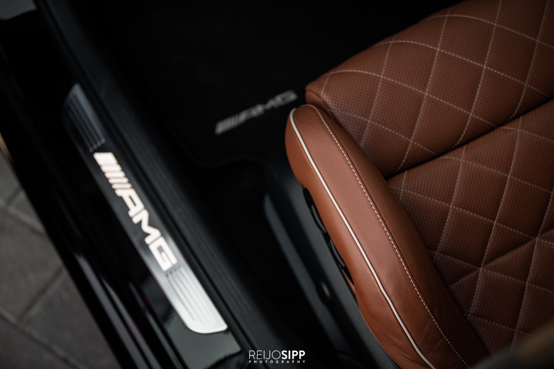 MERCEDES-BENZ C 43 AMG 4Matic 9G-Tronic-image-4