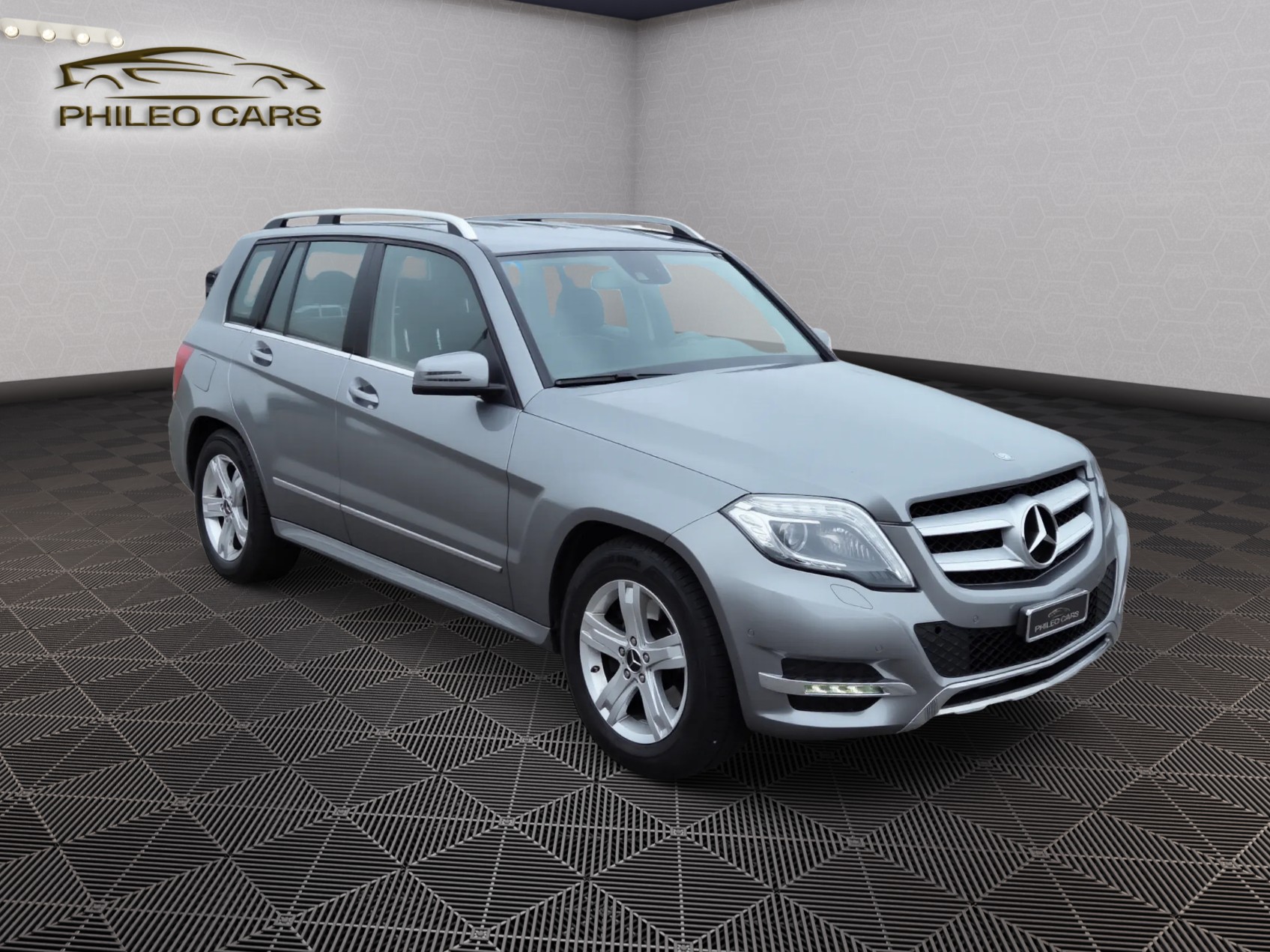 MERCEDES-BENZ GLK 220 BlueTEC 4Matic 7G-Tronic-image-2