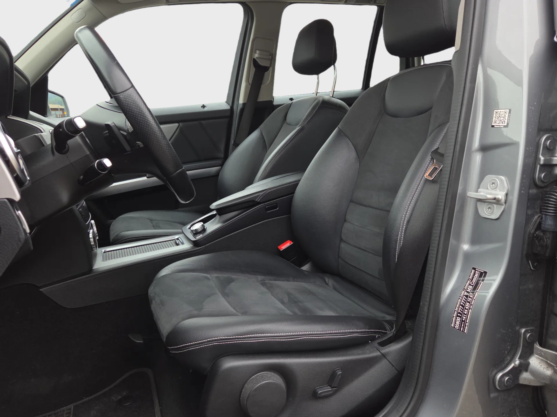 MERCEDES-BENZ GLK 220 BlueTEC 4Matic 7G-Tronic-image-8
