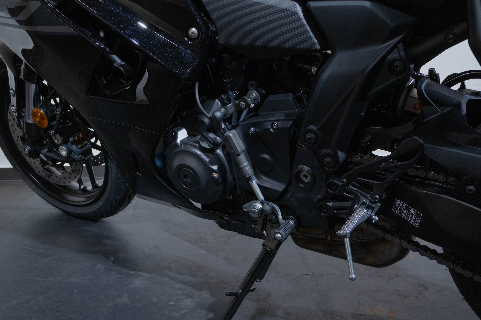 YAMAHA R7 35 kW-image-15