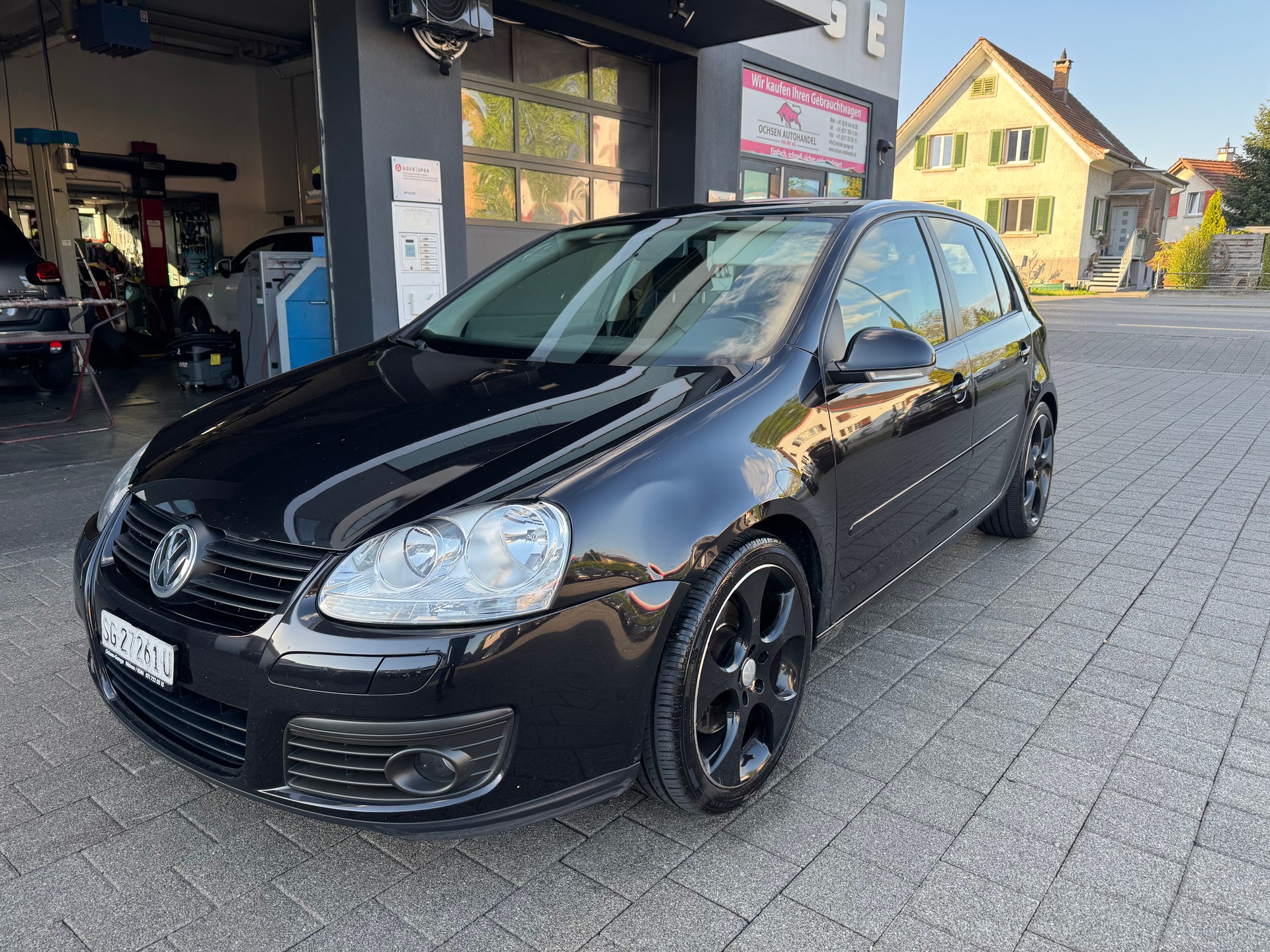 VW Golf 1.4 TSI GT-image-2