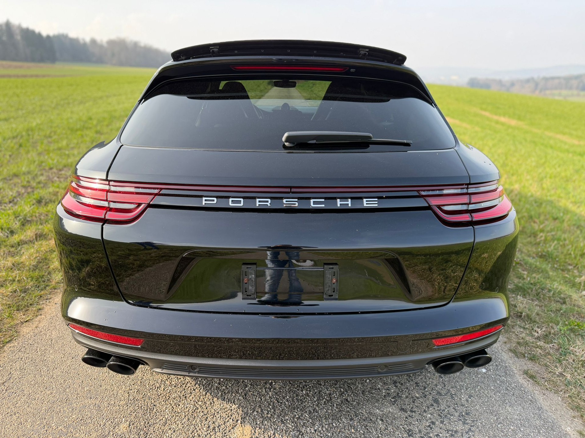 PORSCHE Panamera 4S Sport Turismo PDK-image-4