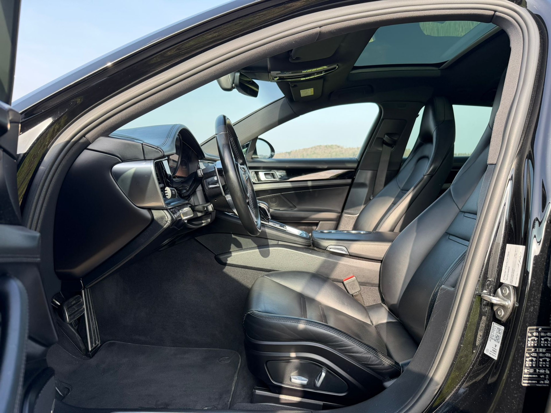 PORSCHE Panamera 4S Sport Turismo PDK-image-8